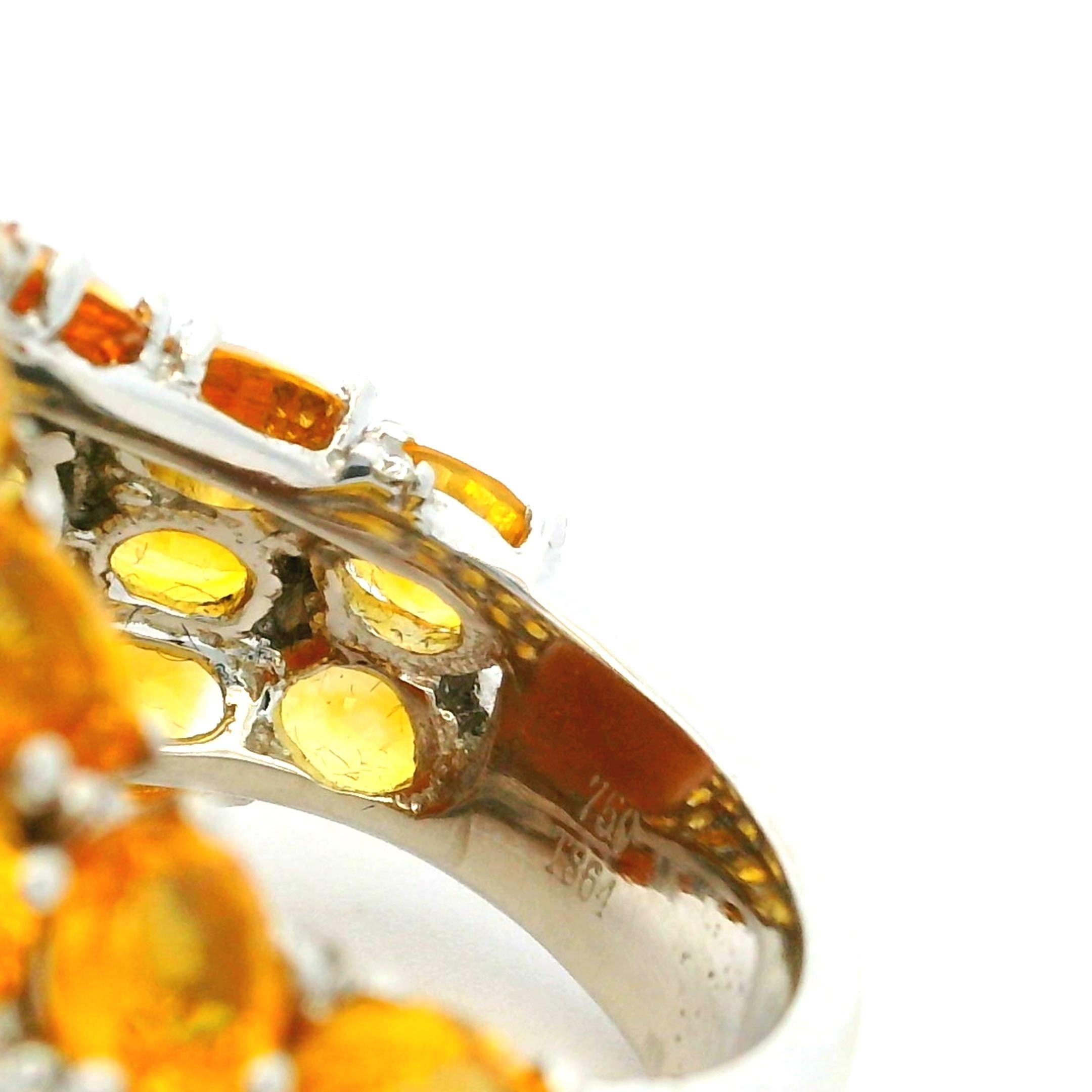 Bague de cocktail italienne en or blanc 18 carats pierre de lune, saphir jaune et diamant en vente 5