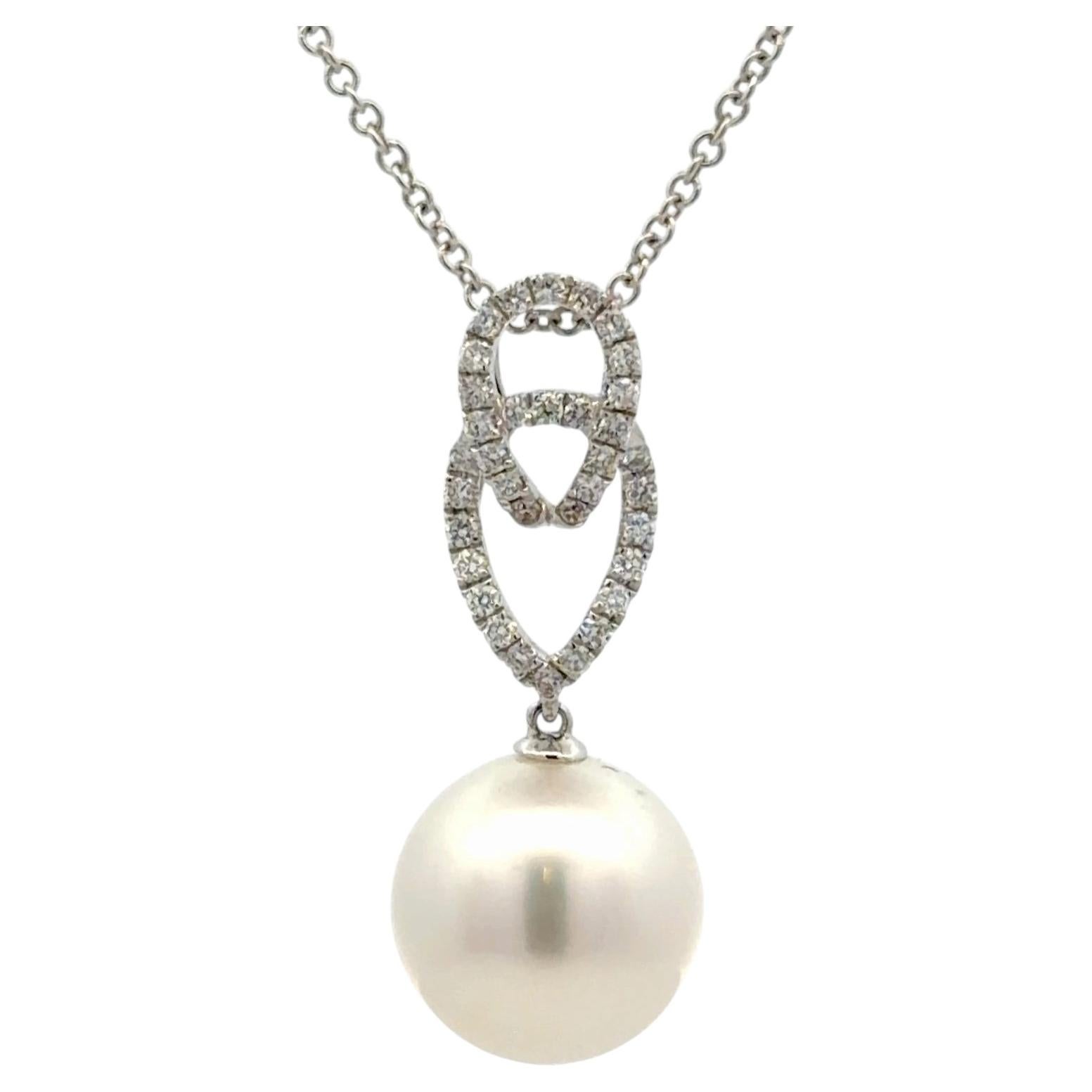 Italian 18K White Gold South Sea Pearl Diamond Pendant Necklace 0.25 Cts 12mm