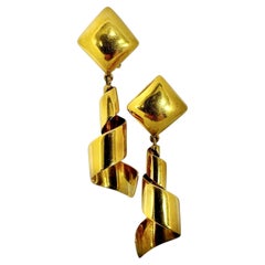 Pendientes Sacacorchos Italianos de Oro Amarillo de 18K de 2 3/4 Pulgadas de Largo