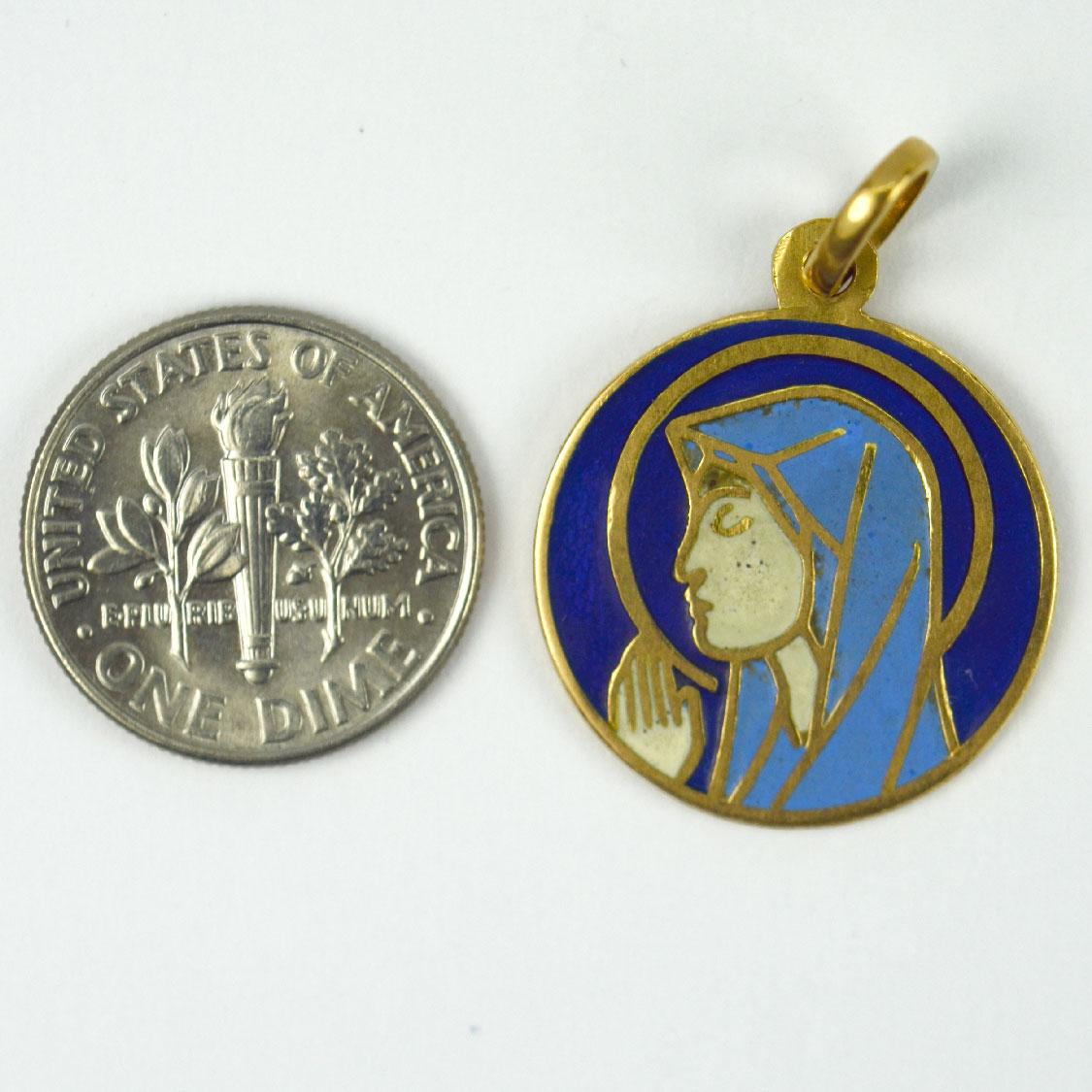 Italian 18K Yellow Gold Blue Enamel Virgin Mary Medal Pendant In Good Condition In London, GB