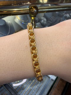 Italian 18K Yellow Gold Charm Bracelet Textured Link Solid Gold 7.25