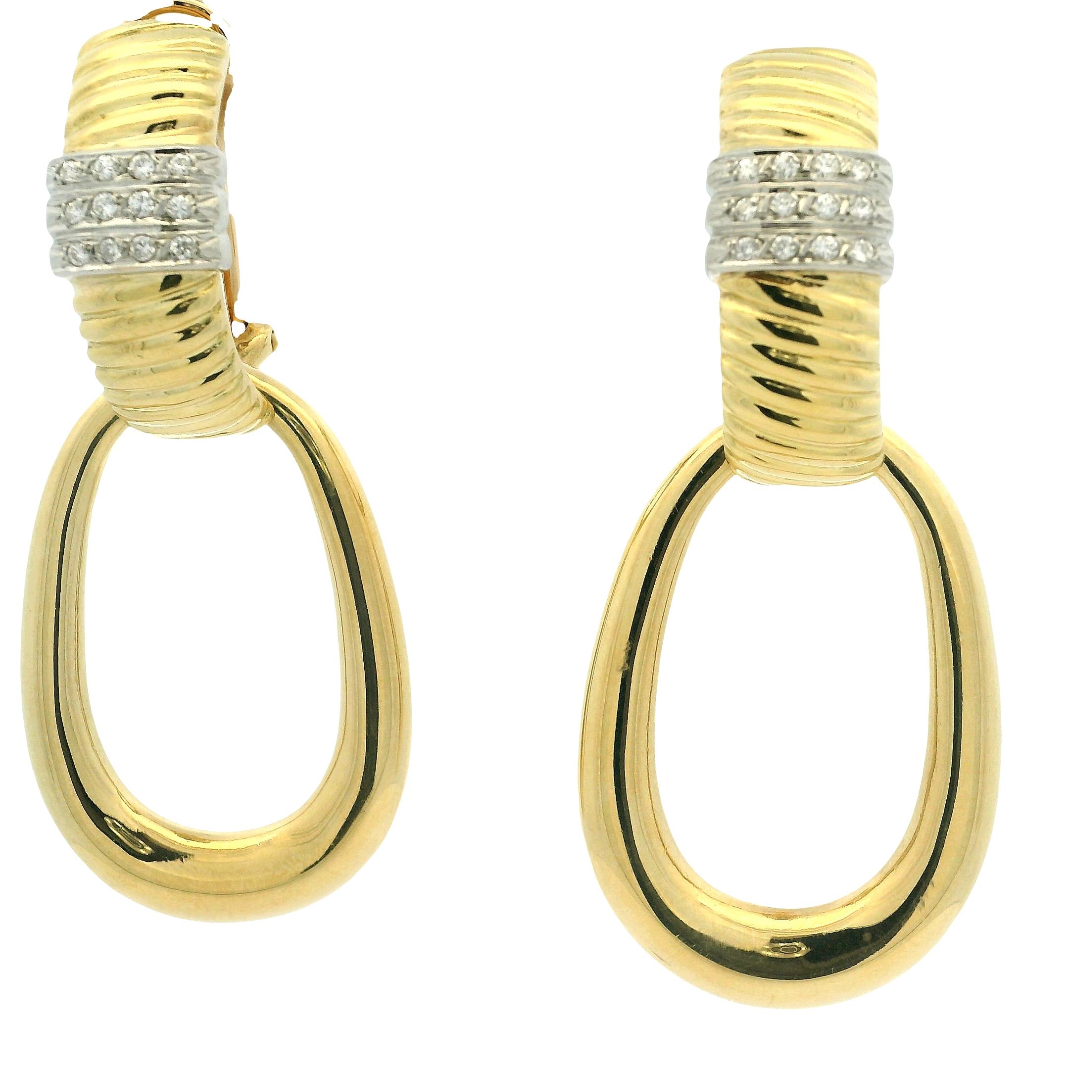 Taille ronde Boucles d'oreilles italiennes en or jaune 18K à diamant convertible, 1,20ct, Day-to-Night en vente
