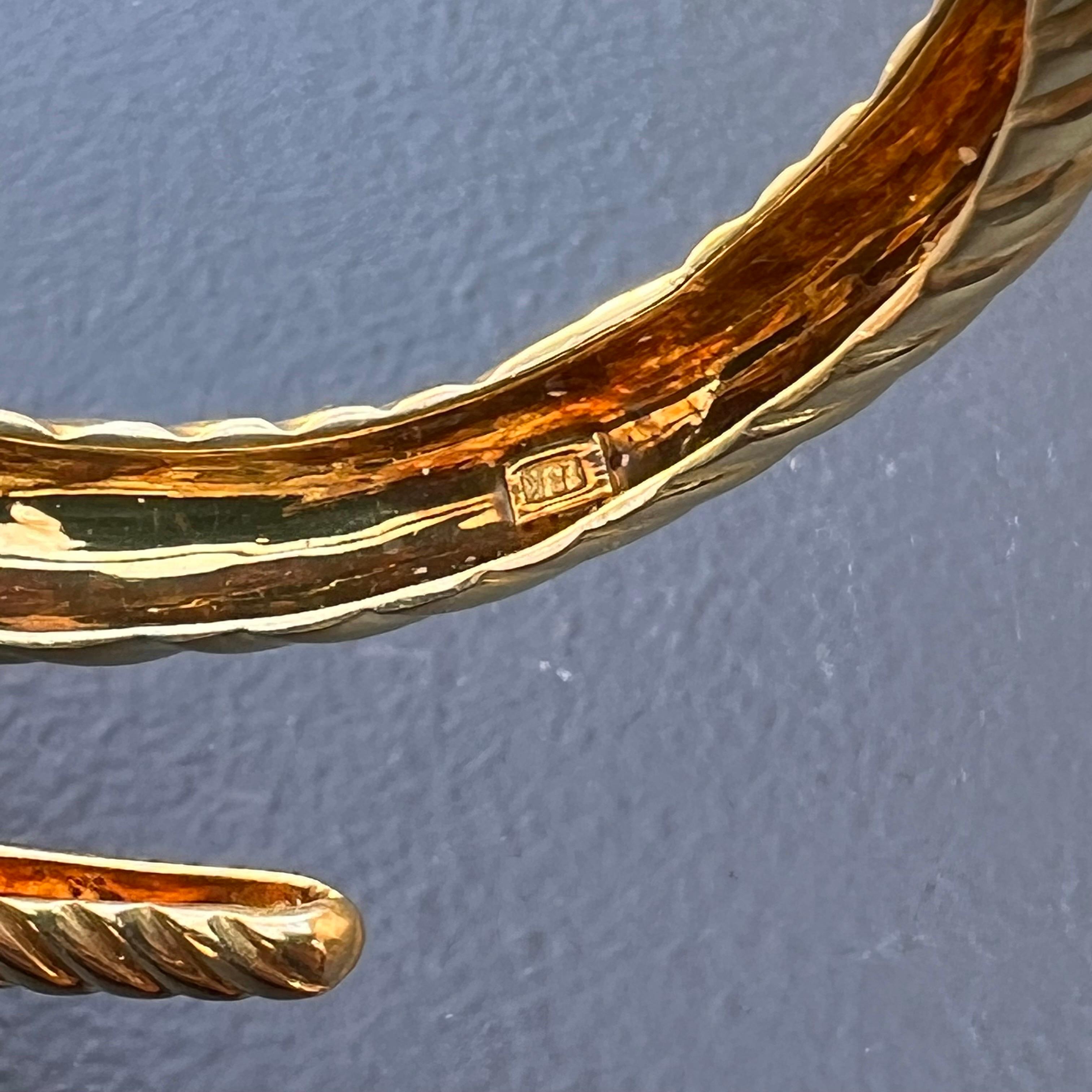 Italian 18k Yellow Gold Diamond Emerald Serpent Snake Hinged Bangle For Sale 3