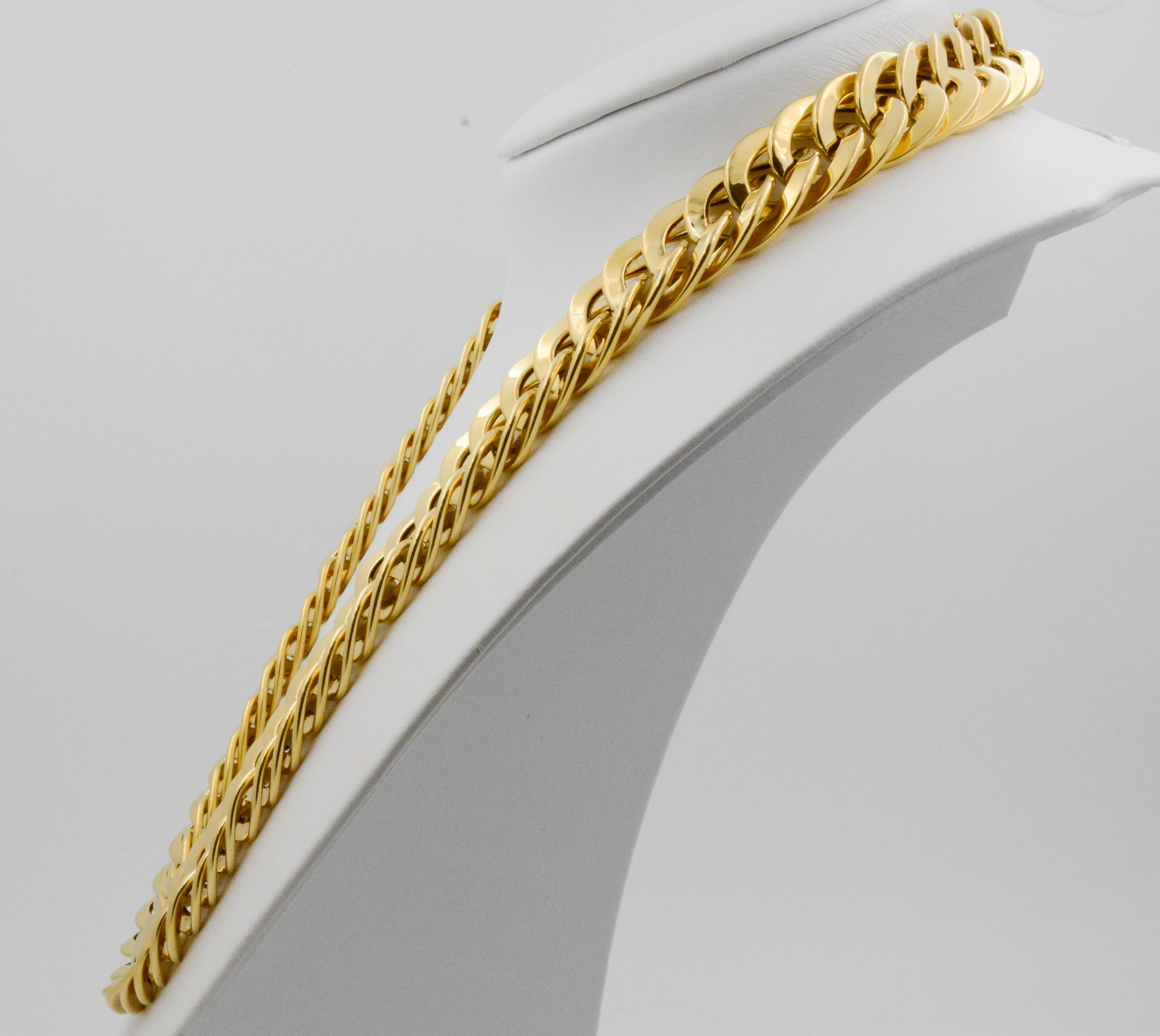 Modern Italian 18 Karat Yellow Gold Flat Double Curve Necklace