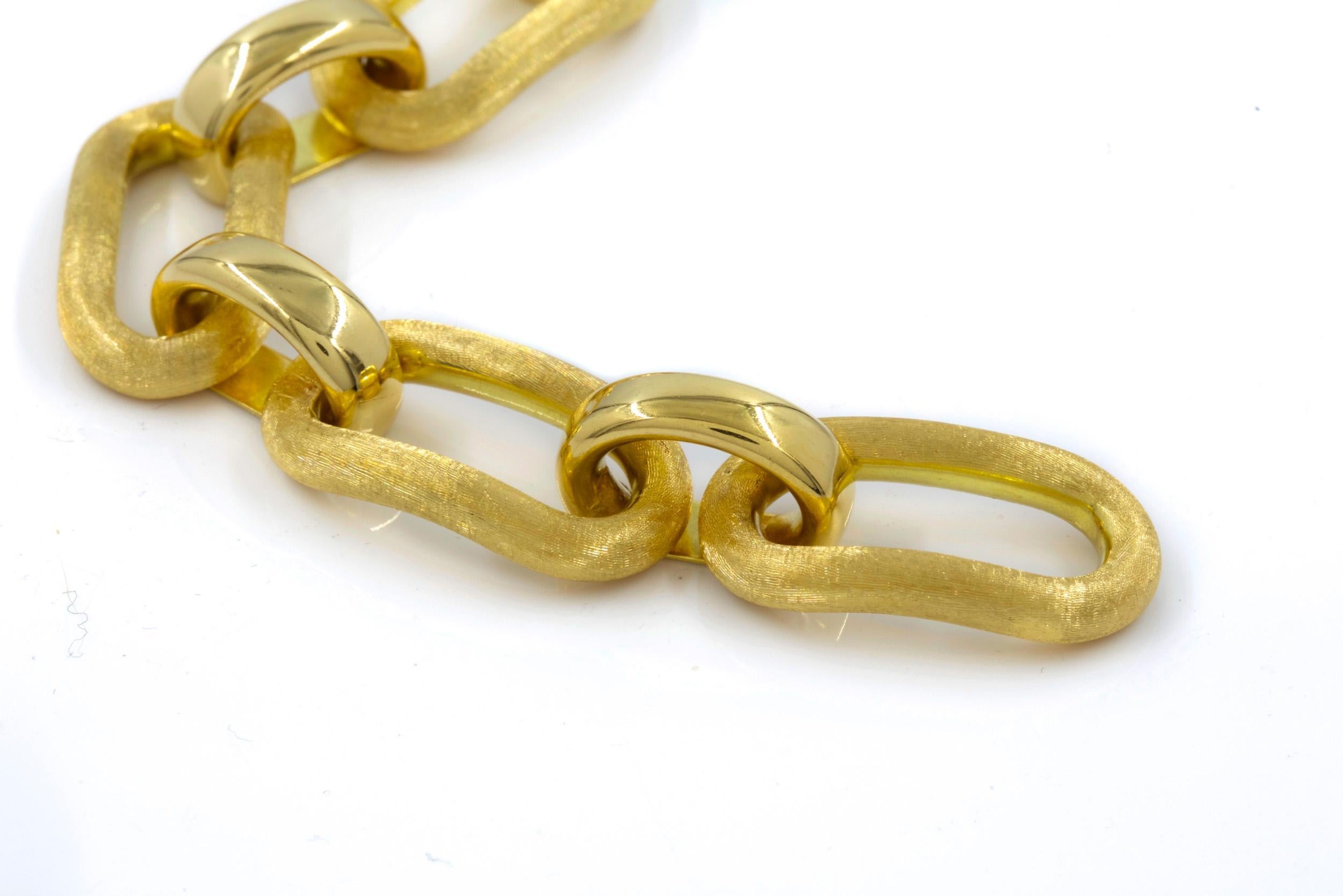 Italian 18K Yellow Gold Florentine Finish Open Link Bracelet, 7 3/4