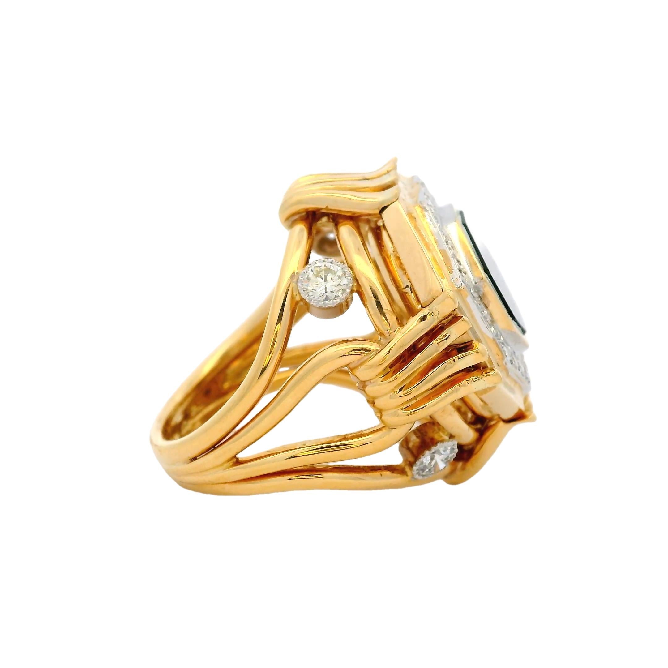 Bague cocktail italienne en or jaune 18 carats, diamant hexagonal et onyx, 1,50 carats Excellent état - En vente à Miami, FL