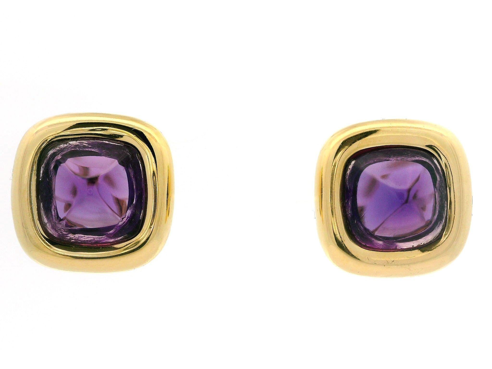 Women's Italian 18k Yellow Gold High Quality Sugarloaf Cabochon Amethyst Button Earrings For Sale
