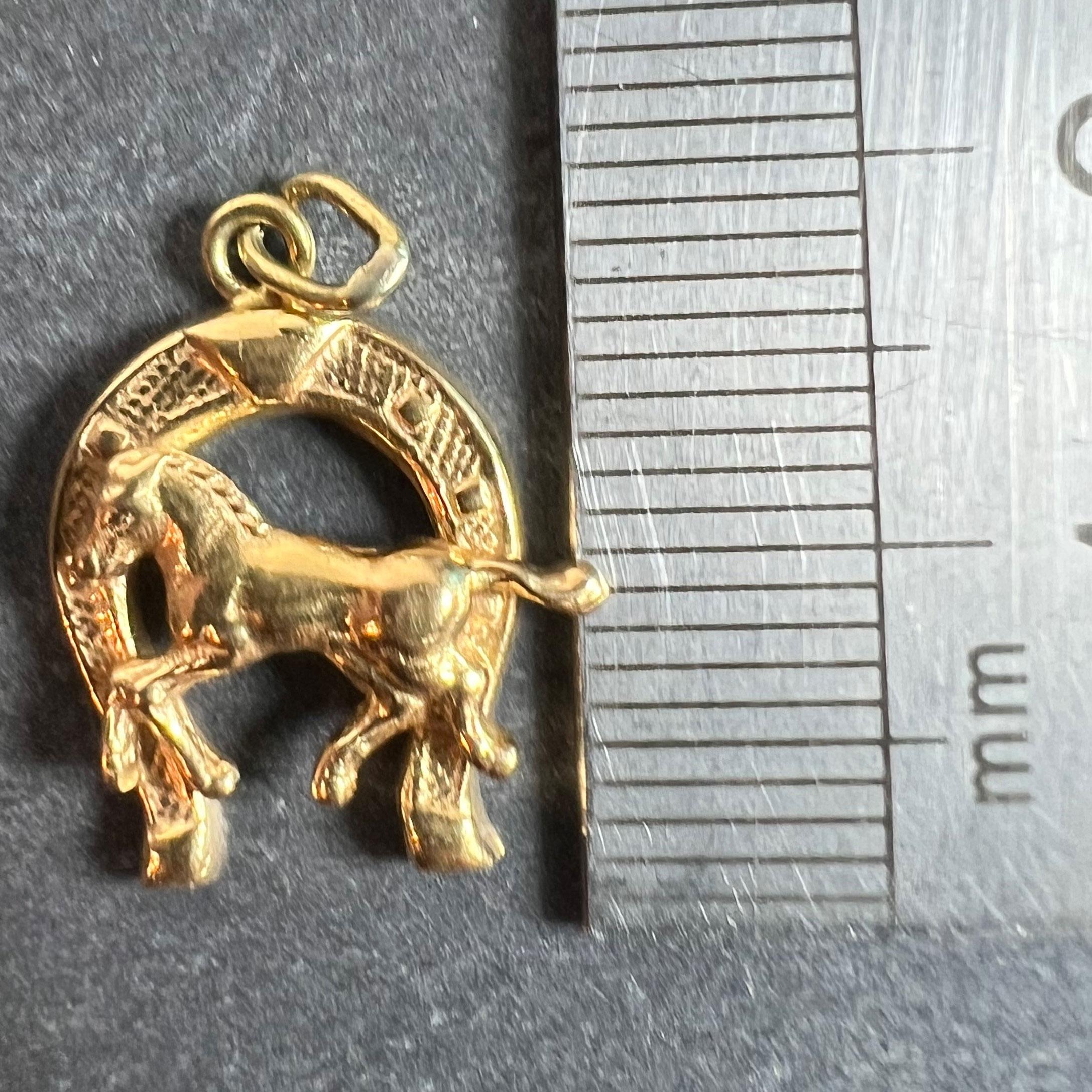 Italian 18K Yellow Gold Lucky Horseshoe Horse Charm Pendant en vente 6