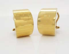 Italian 18 Karat Yellow Gold Omega Back Roberto Coin Chunky Hoop Earrings