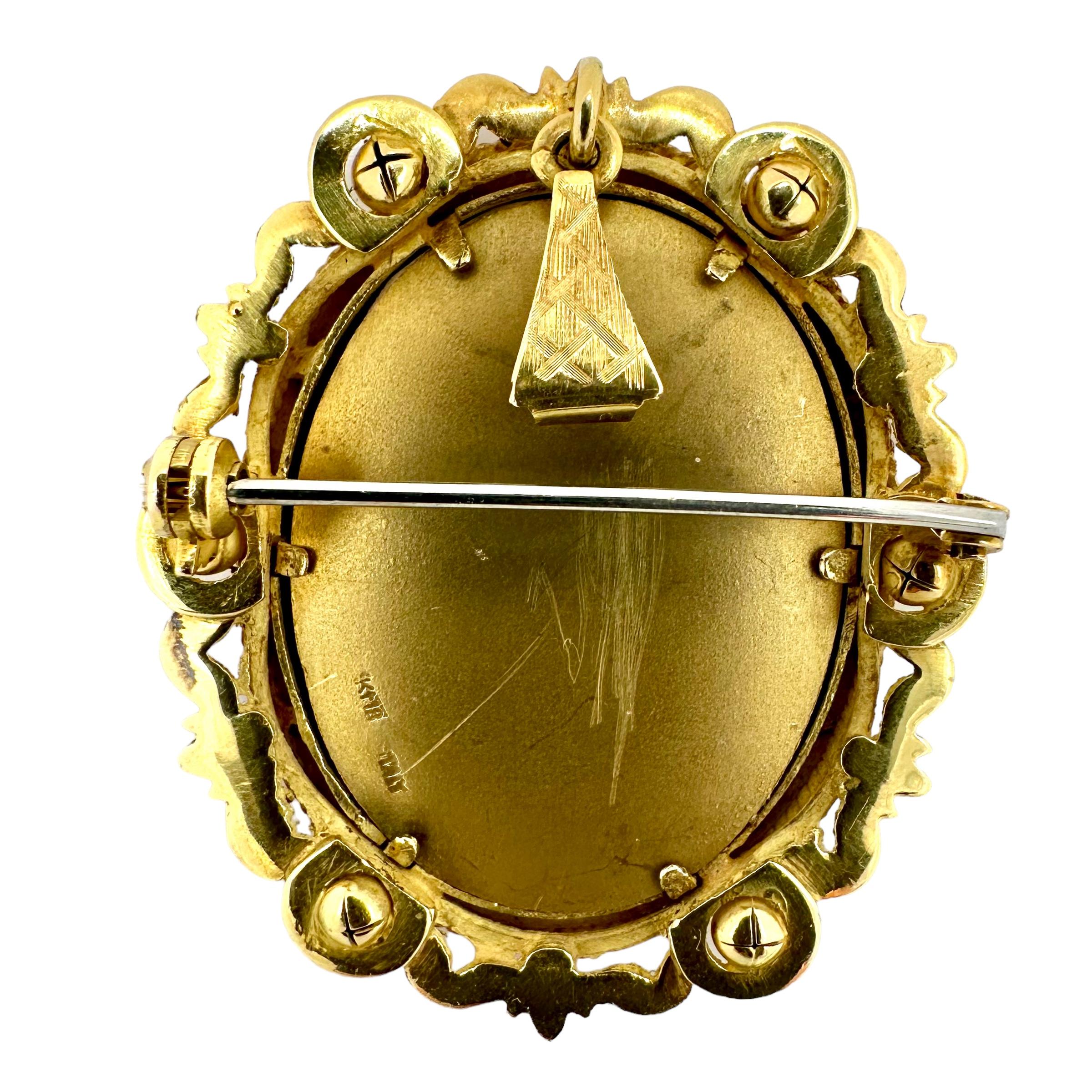Broche/pendentif italienne portrait en or jaune 18 carats Bon état - En vente à Palm Beach, FL