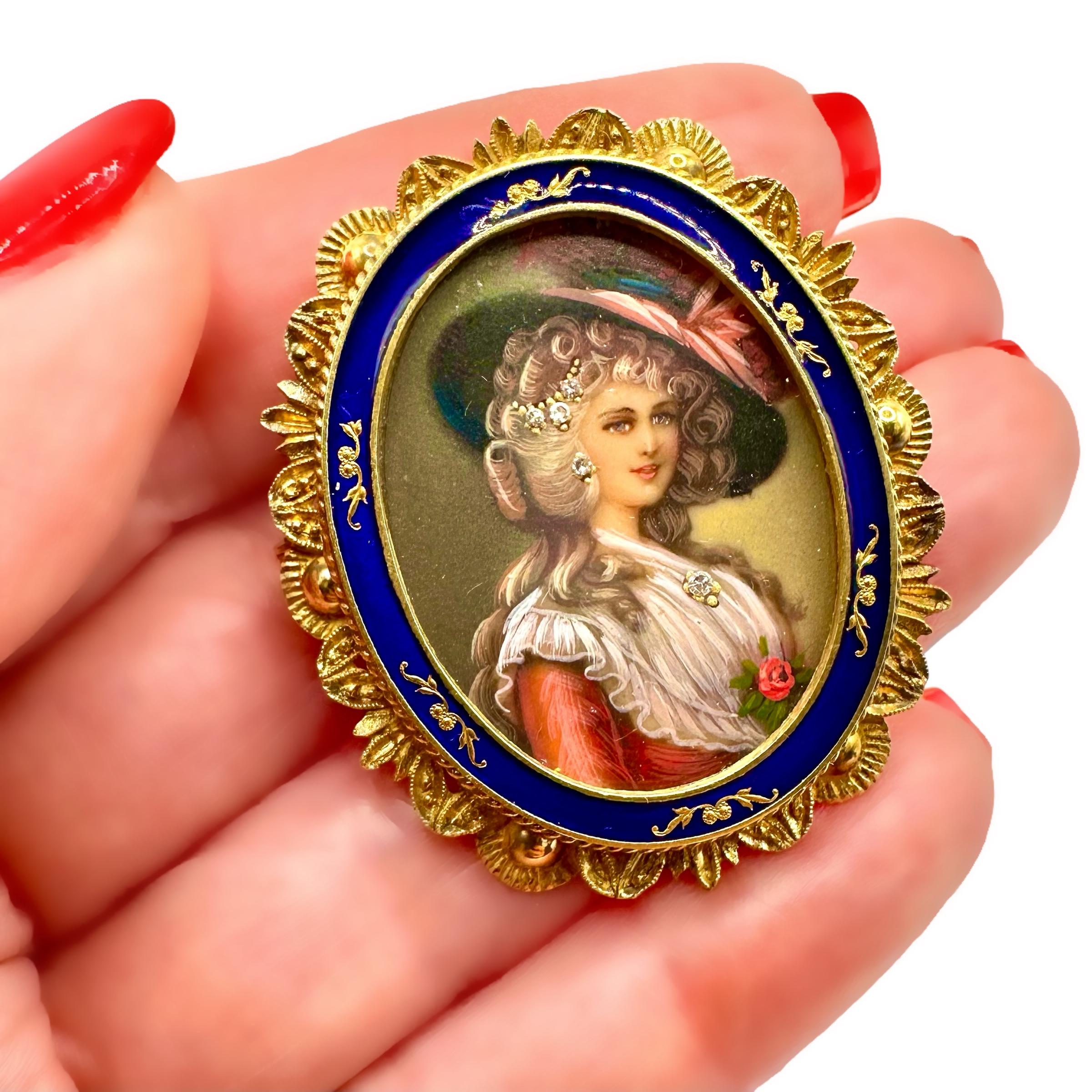 Broche/pendentif italienne portrait en or jaune 18 carats en vente 4