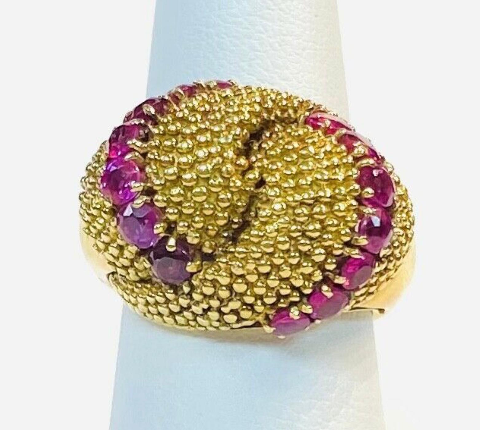 18k Italian Yellow Gold and Ruby Dome ring, 11.70 Grams TW. Marked Italian and 18k. 
Approximate size 6.5.