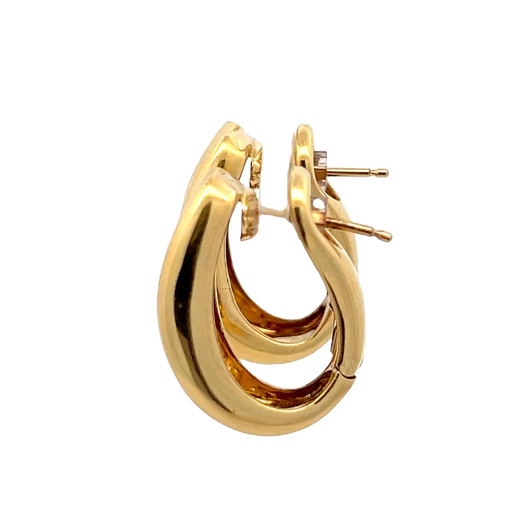 Taille française Boucles d'oreilles italiennes en or jaune 18K, saphir taille française, 2 carats en vente