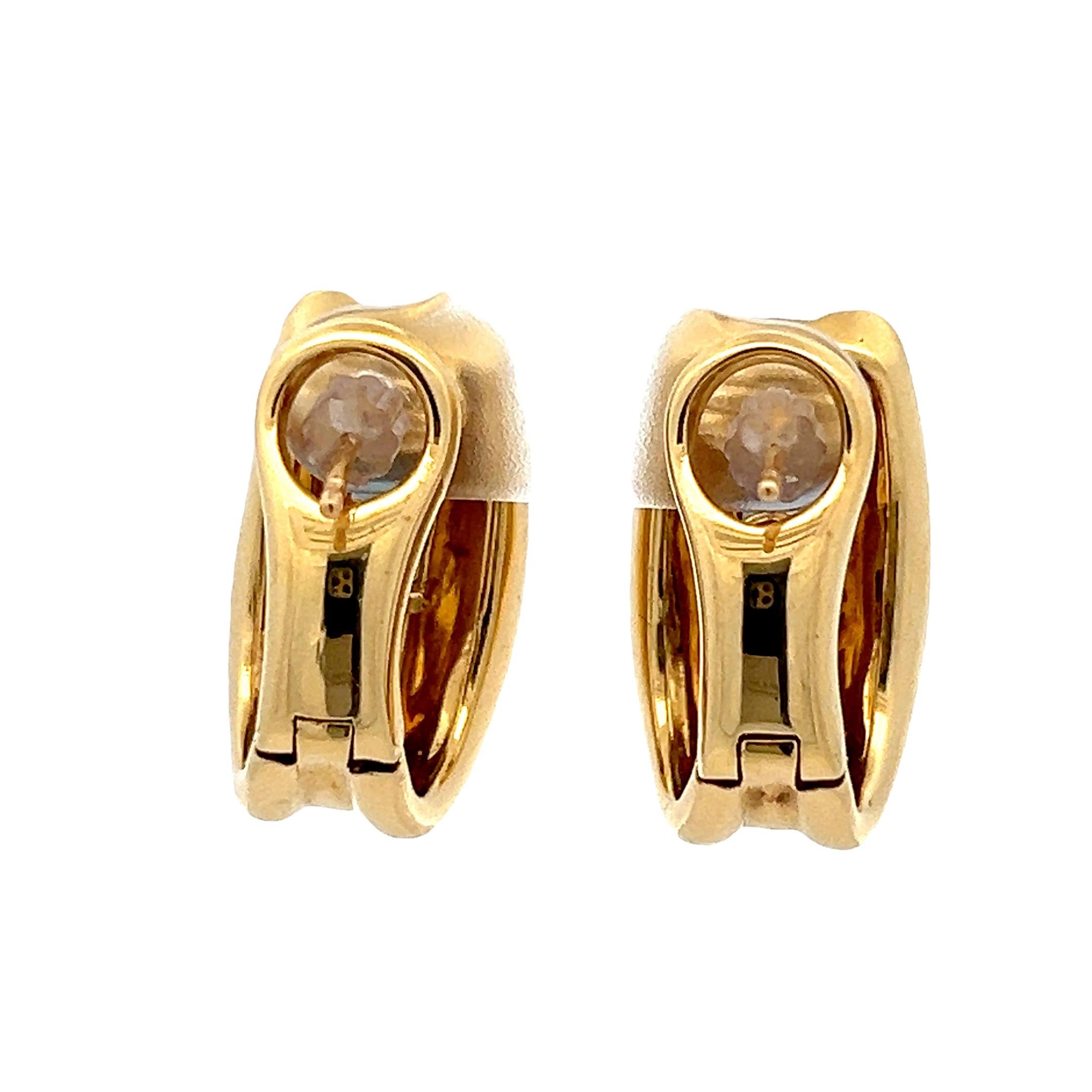 Boucles d'oreilles italiennes en or jaune 18K, saphir taille française, 2 carats Excellent état - En vente à Miami, FL