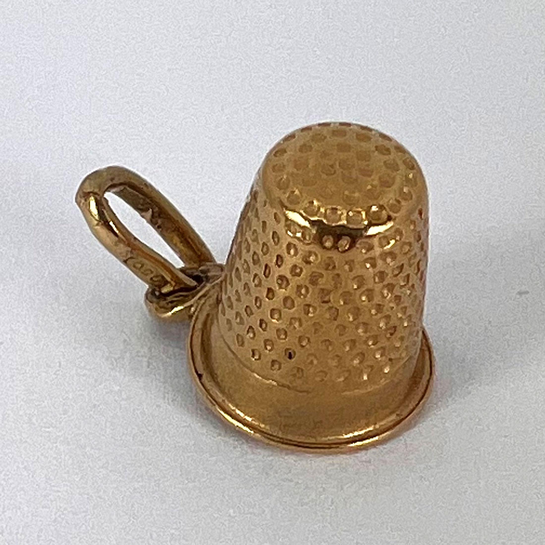 Italian 18K Yellow Gold Thimble Charm Pendant For Sale 5