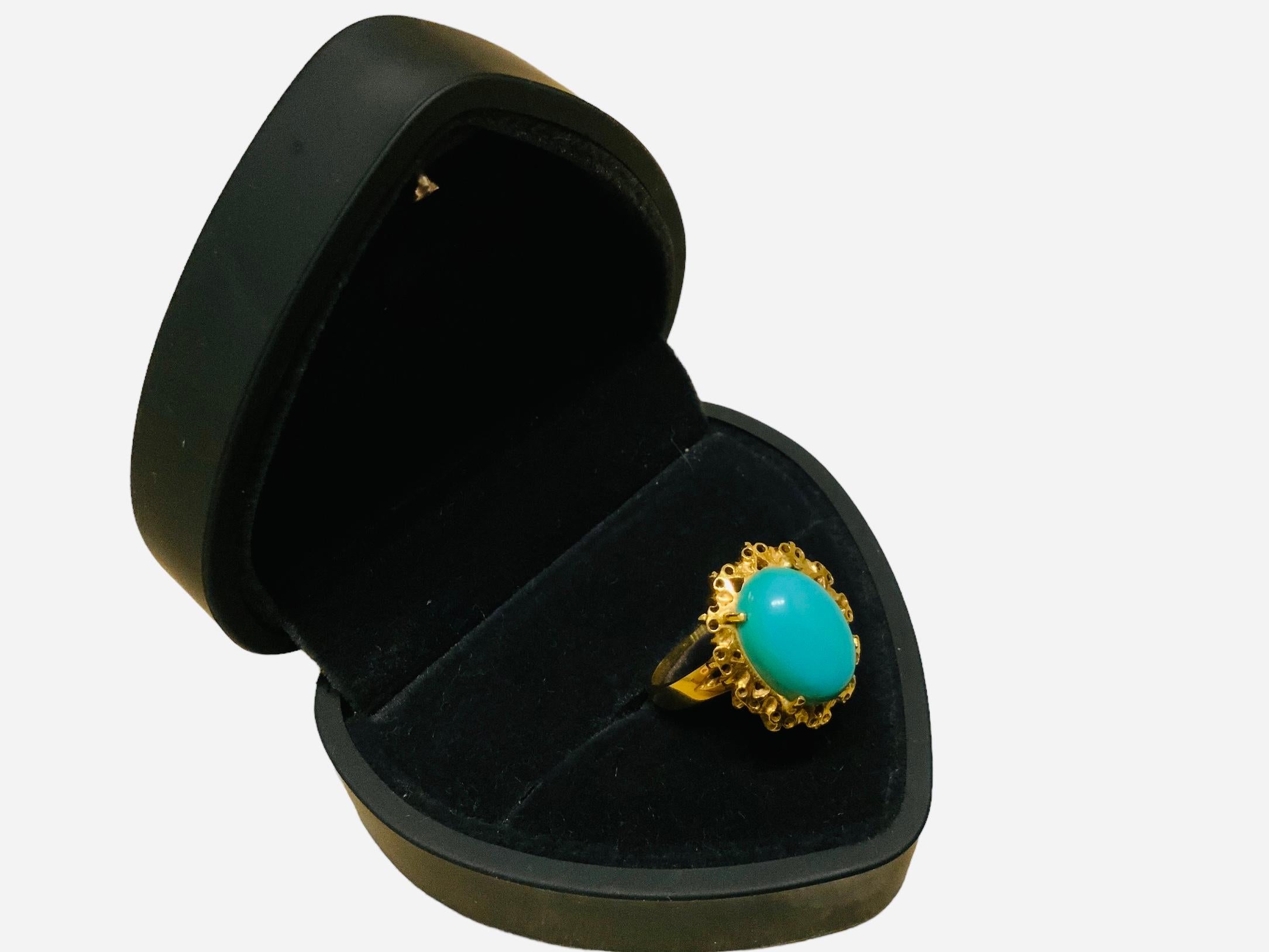Oval Cut Italian 18K Yellow Gold Turquoise Cocktail Ring For Sale