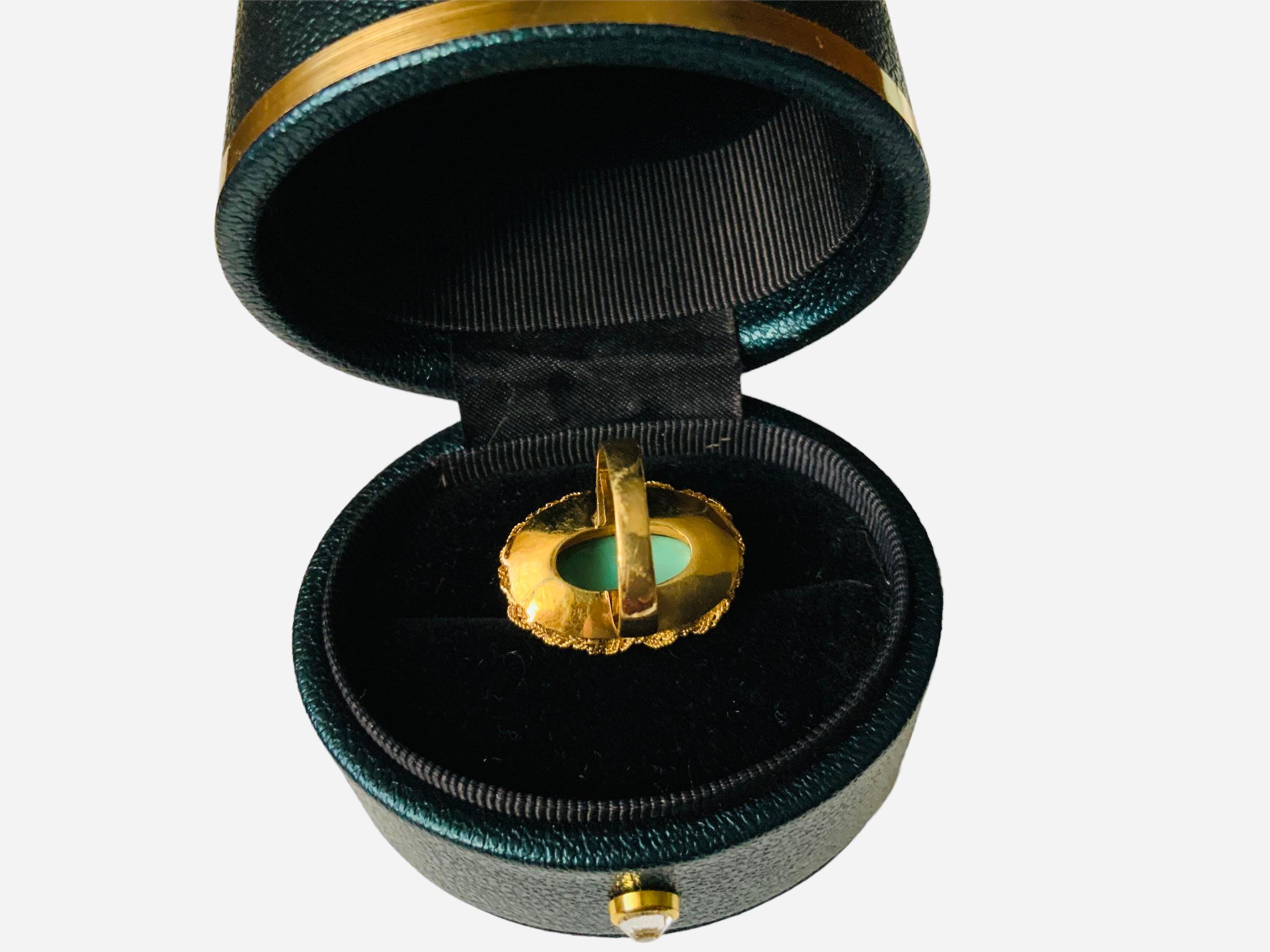 Women's Italian 18K Yellow Gold Turquoise Cocktail Ring For Sale