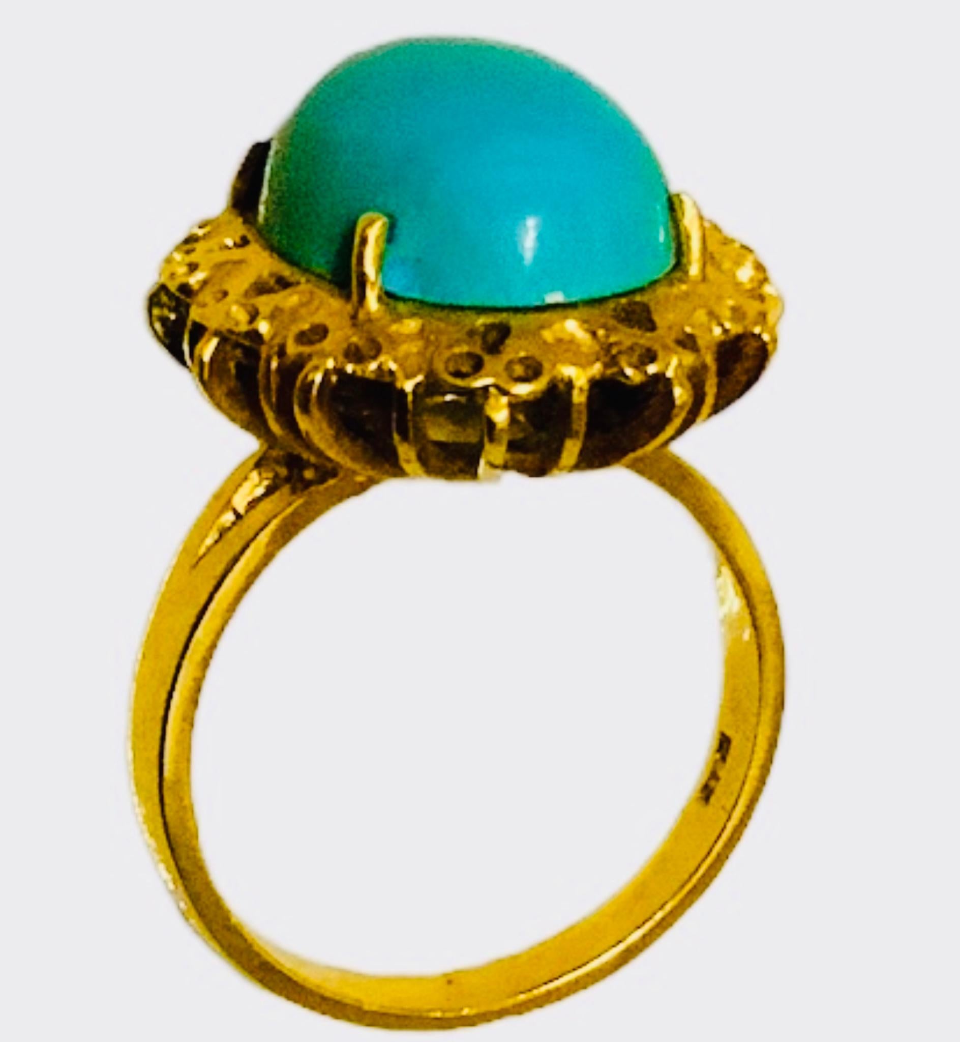 Italian 18K Yellow Gold Turquoise Cocktail Ring For Sale 1