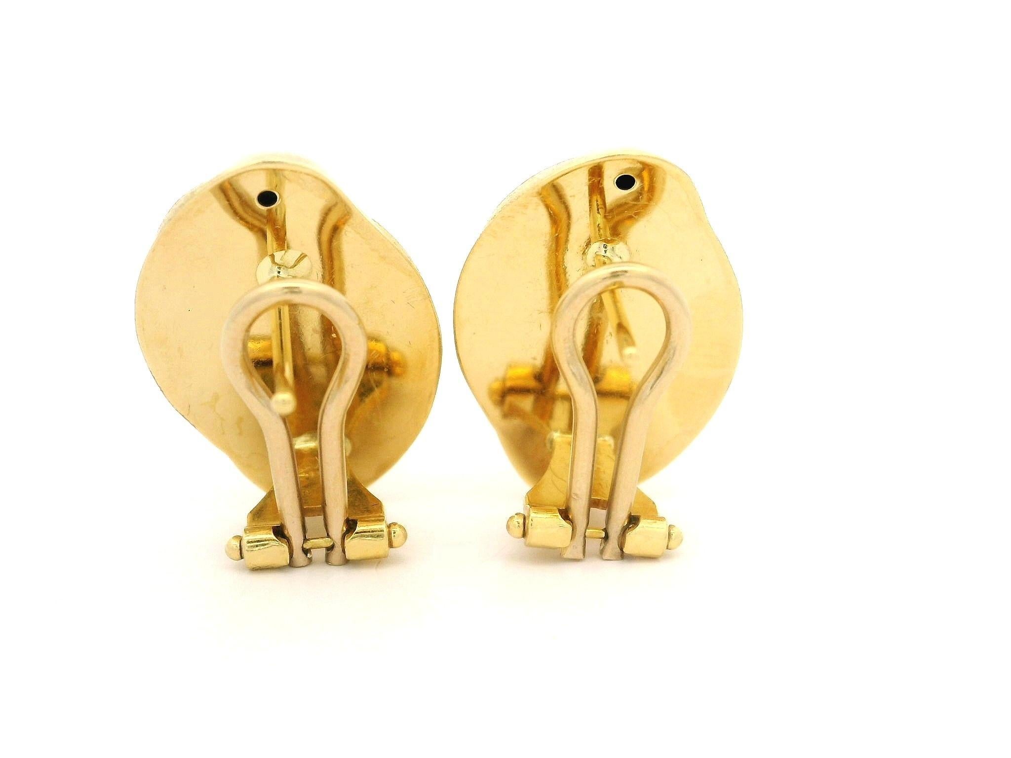 Italian 18k Yellow Gold Twist Look Puffed Dual Finish Button Omega Earrings For Sale 3