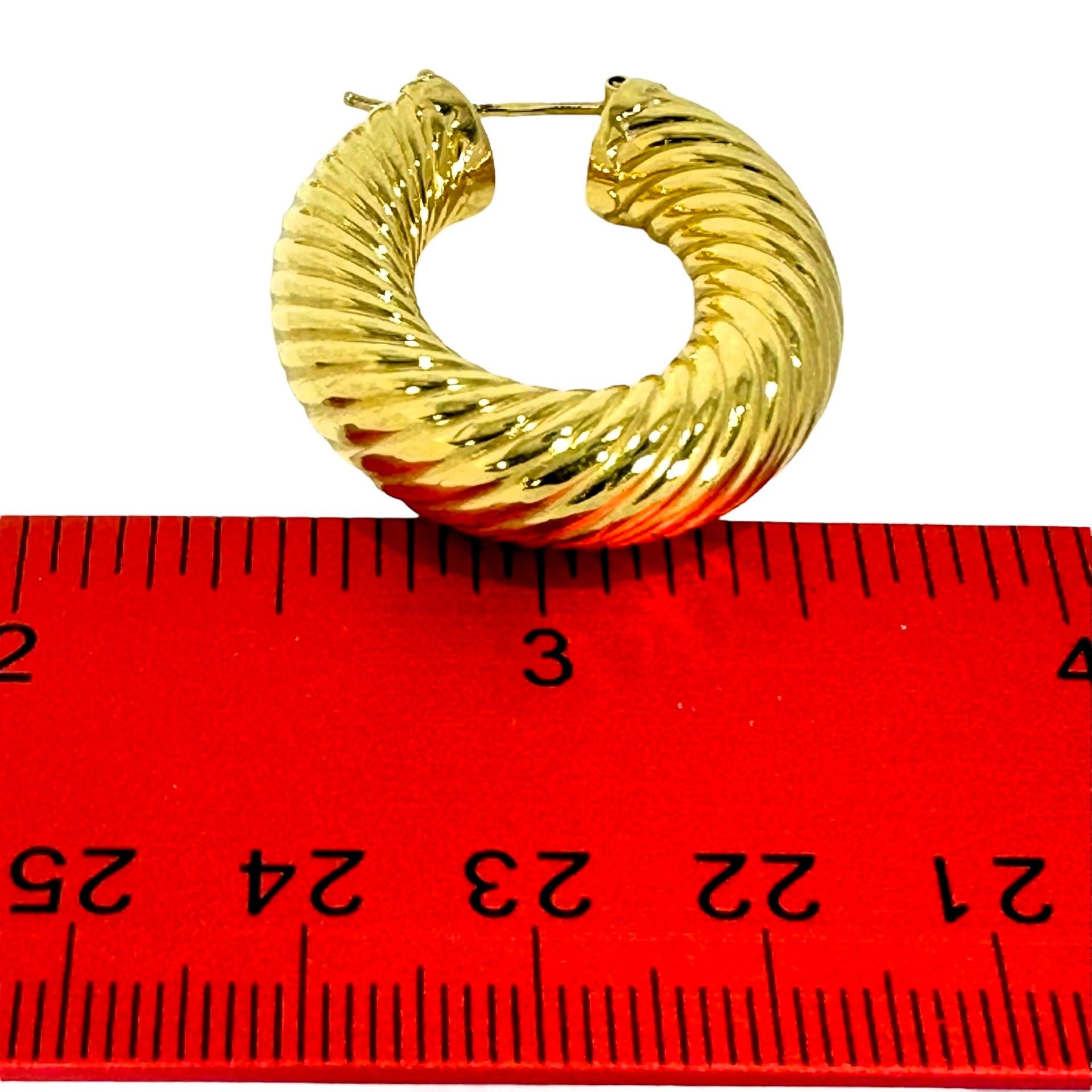 Italian 18K Yellow Gold Twisted Hoop Earrings 1.25 Inches Long x 1/4 Inch Thick For Sale 2