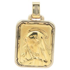 Italian 18k Yellow Gold Virgin Mother Mary Repousse Work Large Pendant