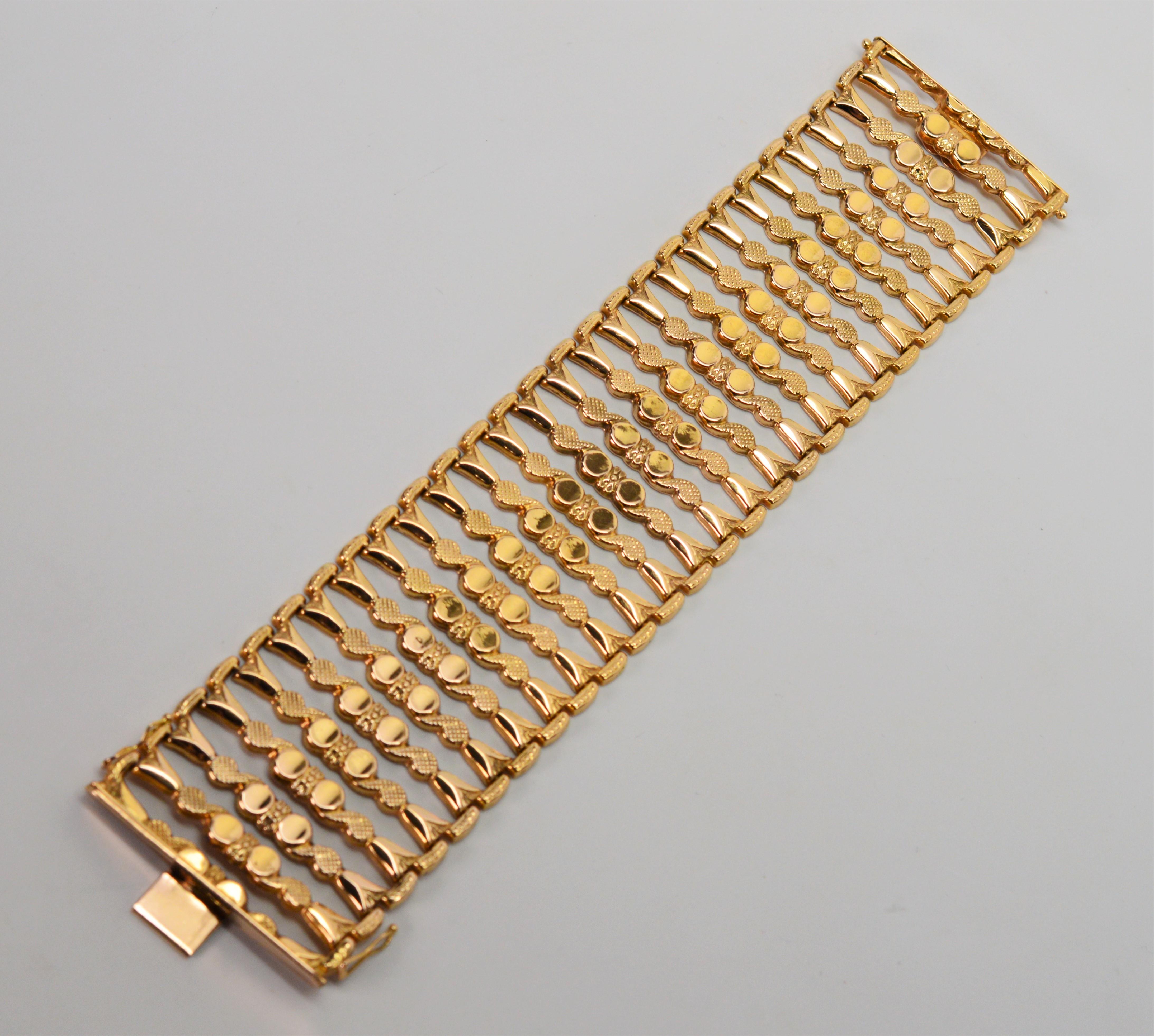Italian 18 Karat Yellow Gold Wide Ladder Link Bracelet In Excellent Condition For Sale In Mount Kisco, NY