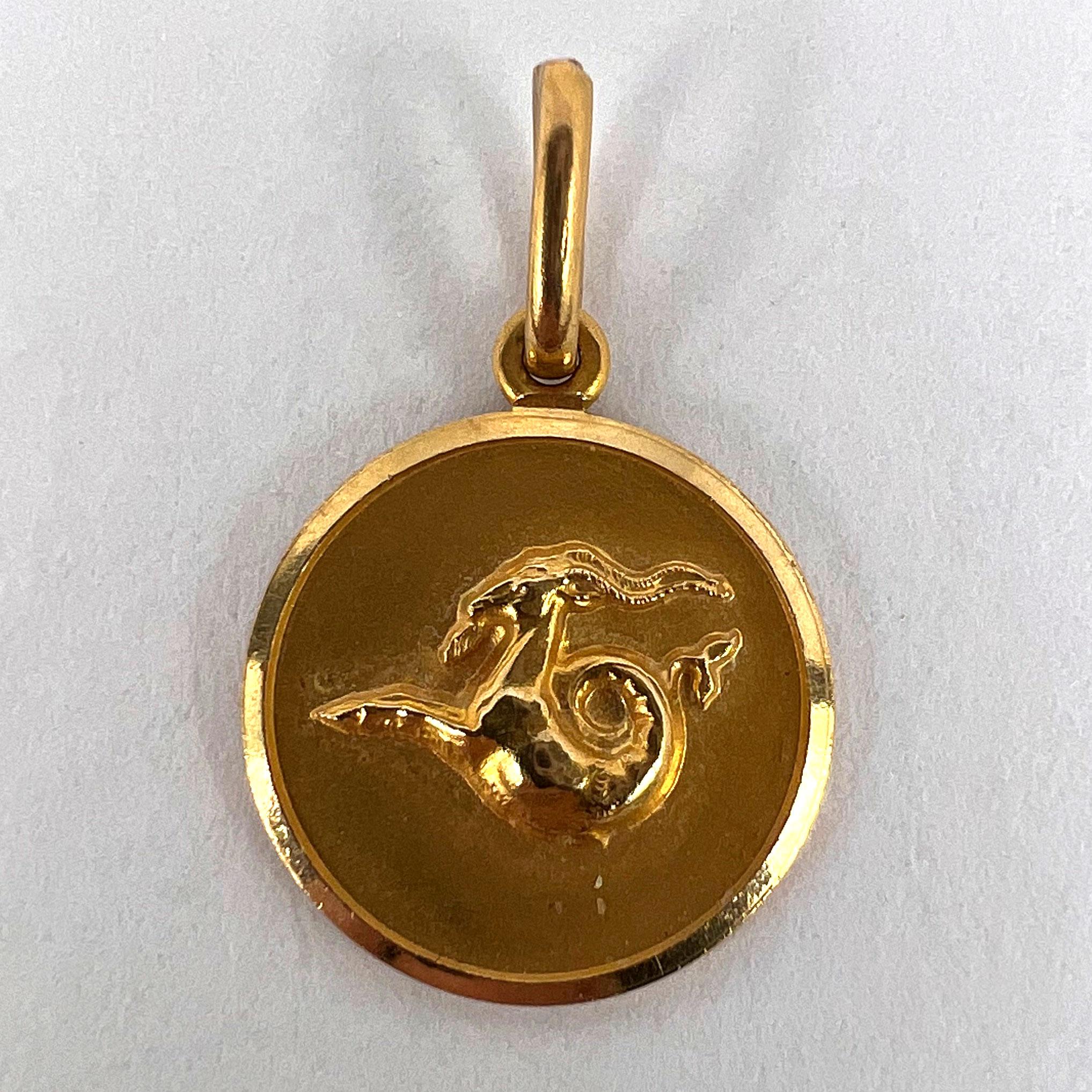 Italian 18k Yellow Gold Zodiac Capricorn Charm Pendant 6