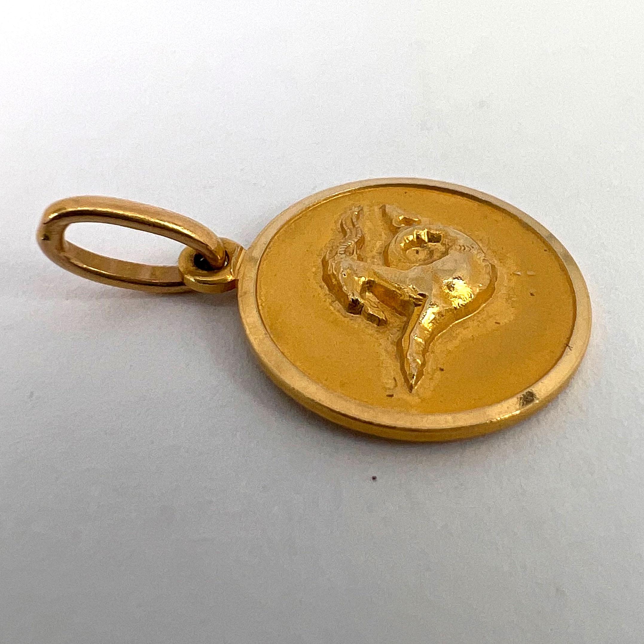 Italian 18k Yellow Gold Zodiac Capricorn Charm Pendant 9