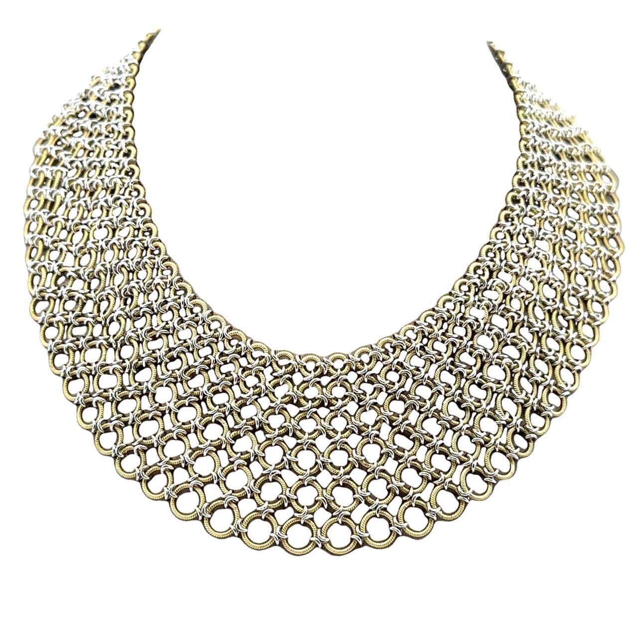 Collier italien en or jaune et blanc 18k à large maille texturée et entrelacée, 16