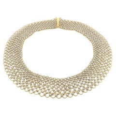 Collar italiano con pechera de oro amarillo y blanco de 18 quilates y malla ancha entrelazada texturizada de 16
