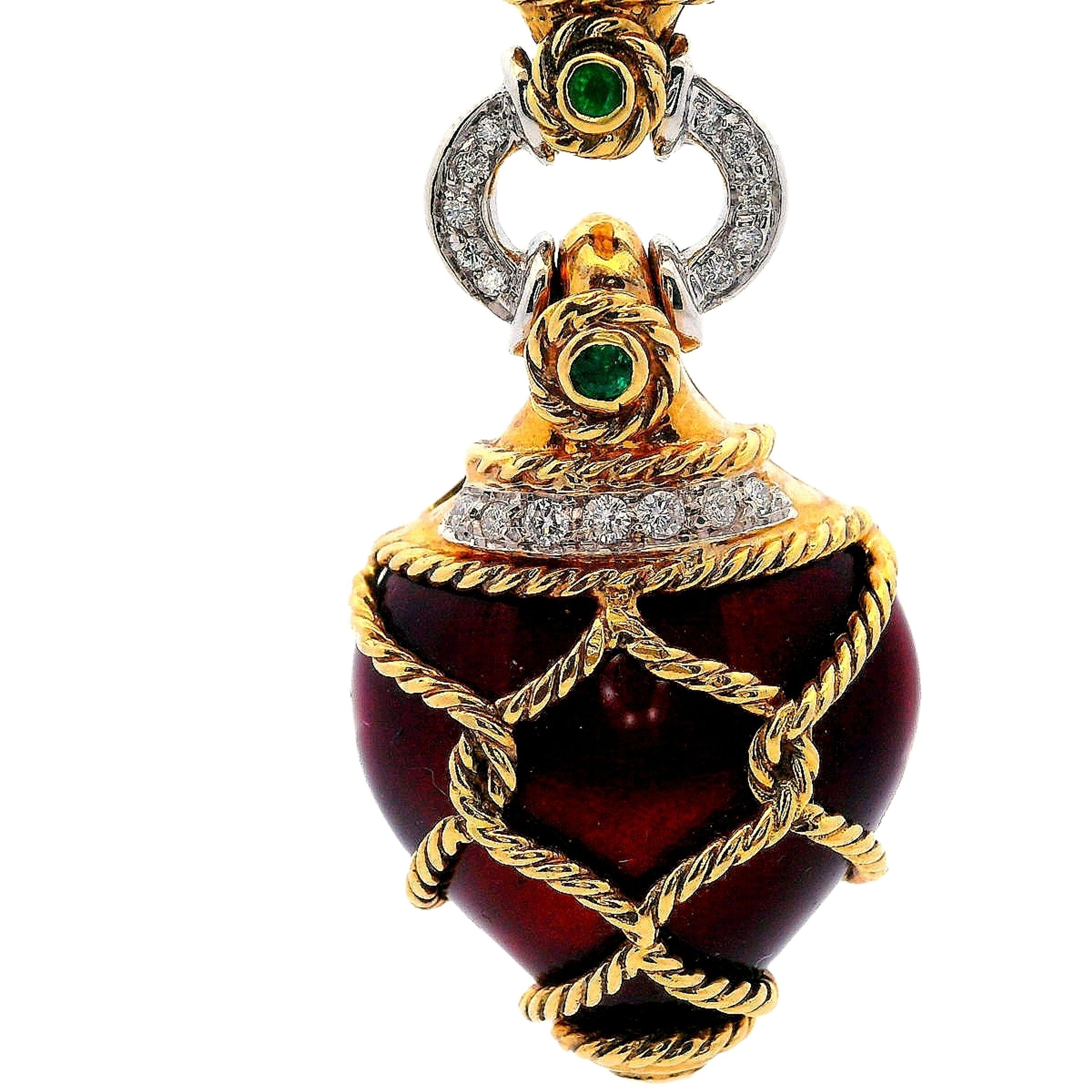 Donna Orecchini a clip in oro 18kt con smalto, smeraldi e diamanti in vendita