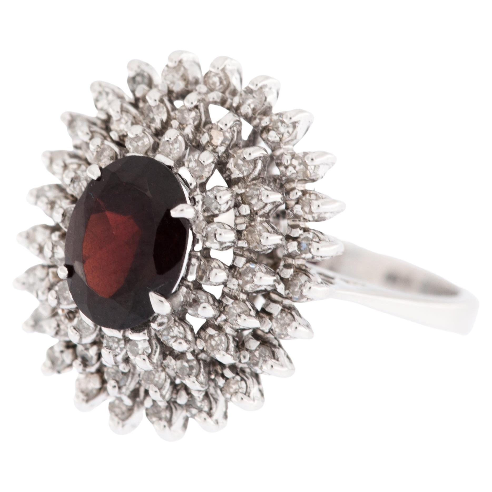 Italian 18 karat White Gold Cocktail Ring with Diamonds and Garnet For Sale