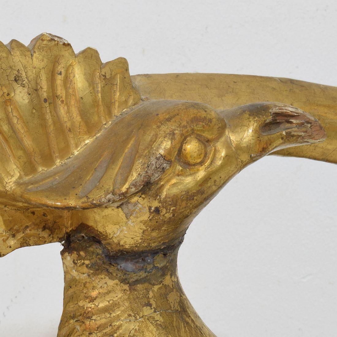 Adorno de pájaro italiano de estilo neoclásico tallado en madera de gilt del siglo XVIII/XIX en venta 8