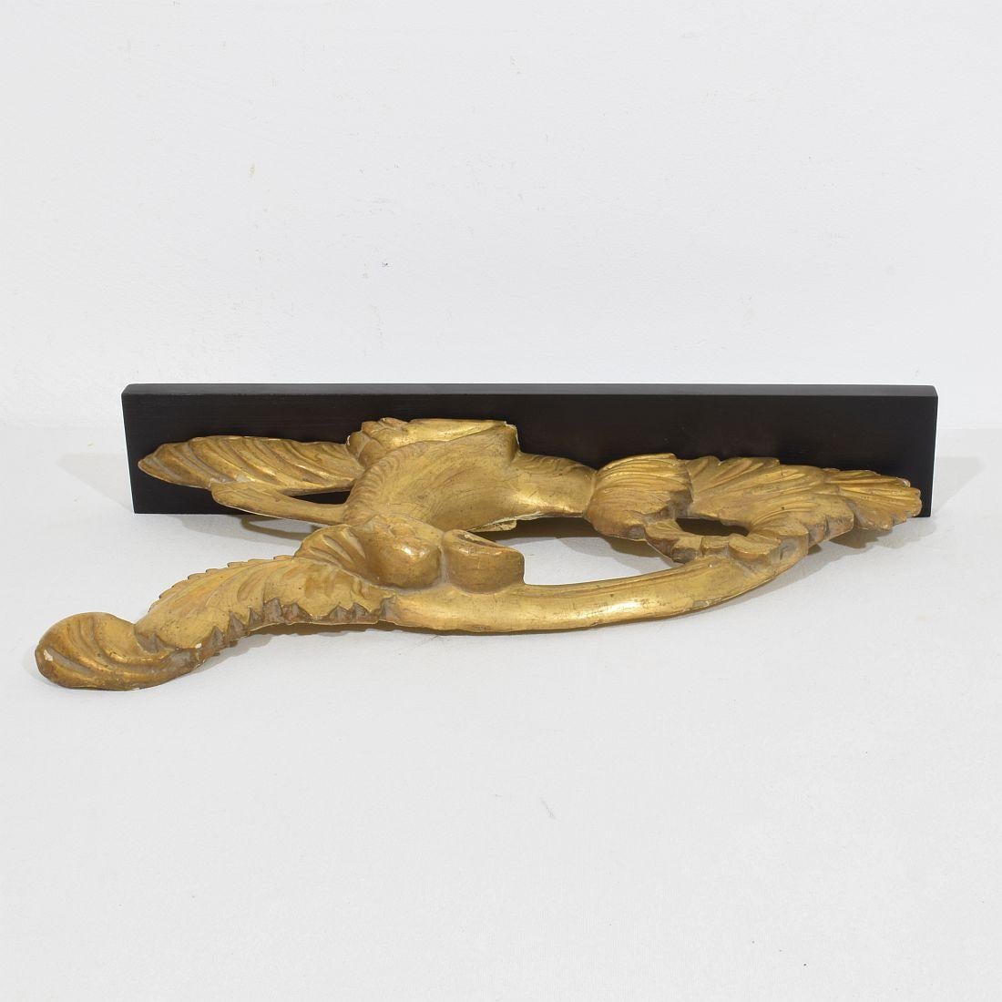 Italian 18th/ 19th Century Carved Giltwood Neo Classical Style bird Ornament For Sale 13