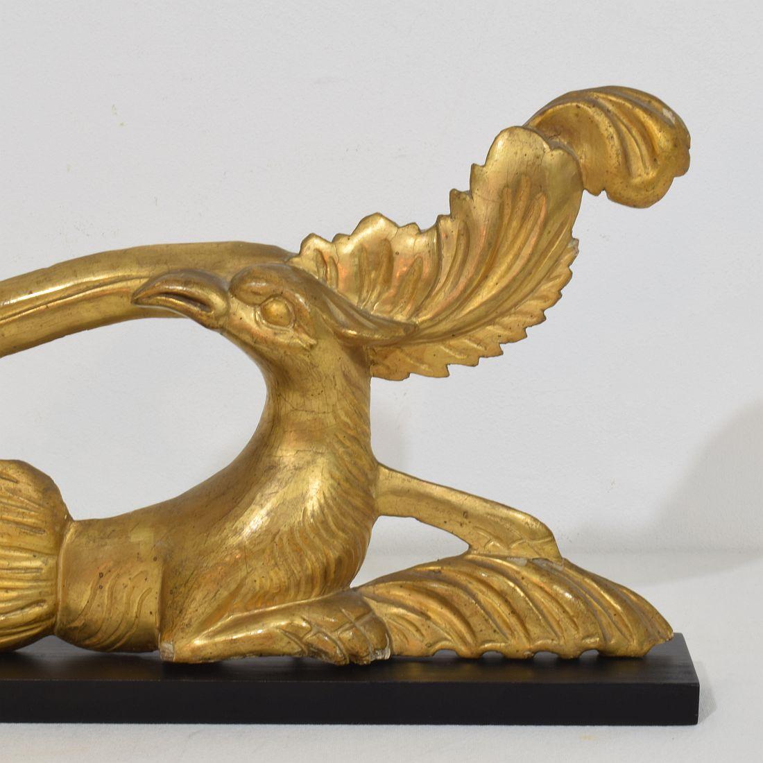 Italian 18th/ 19th Century Carved Giltwood Neo Classical Style bird Ornament For Sale 2