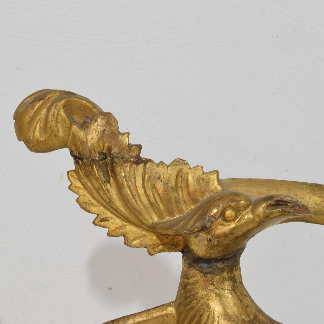 Adorno de pájaro italiano de estilo neoclásico tallado en madera de gilt del siglo XVIII/XIX en venta 1