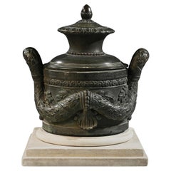 Vase de verrouillage italien du 18ème siècle avec inscription en latin, probablement maritime