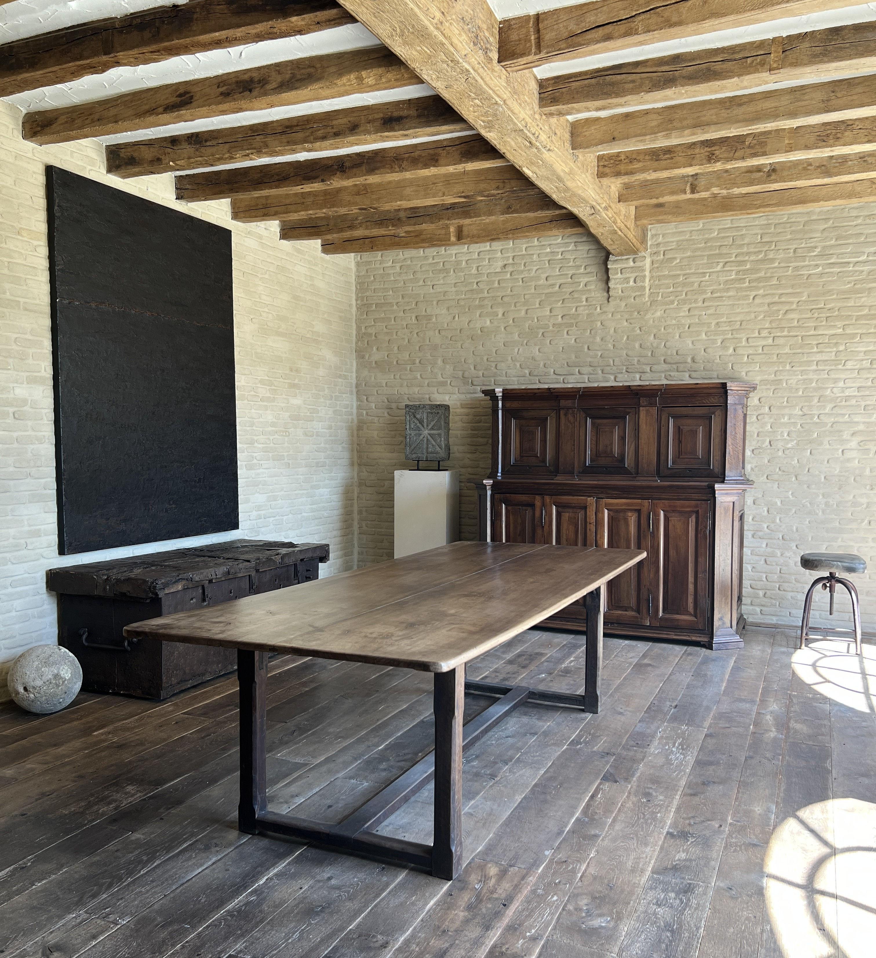 A great late 18th century Italian walnut refectory table with a exceptional two plank top. Beautiful proportions, great walnut with subtle patina. Verry sturdy and excellent dimensions.