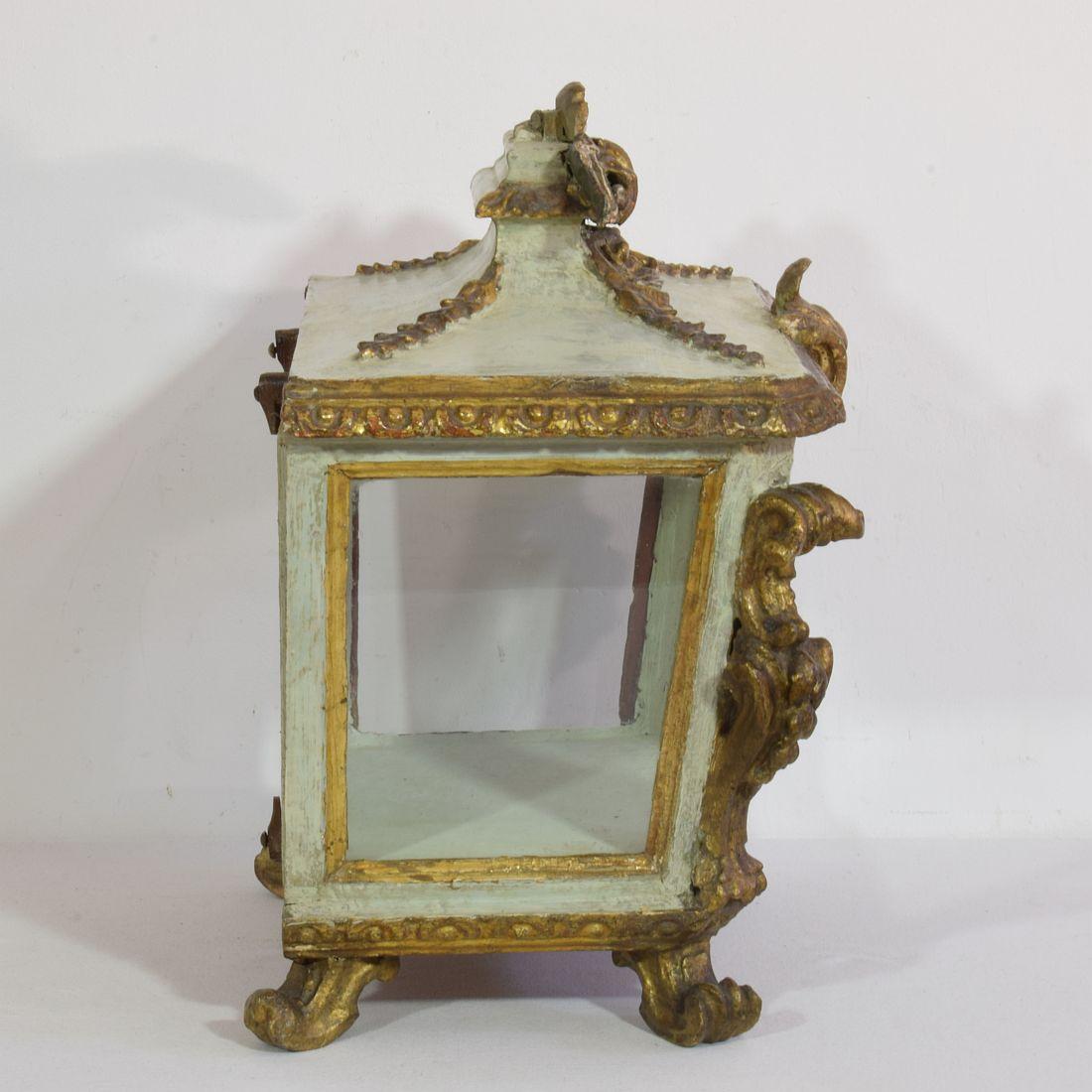 Glass Italian 18th Century Baroque Carved Wooden Reliquary Shrine