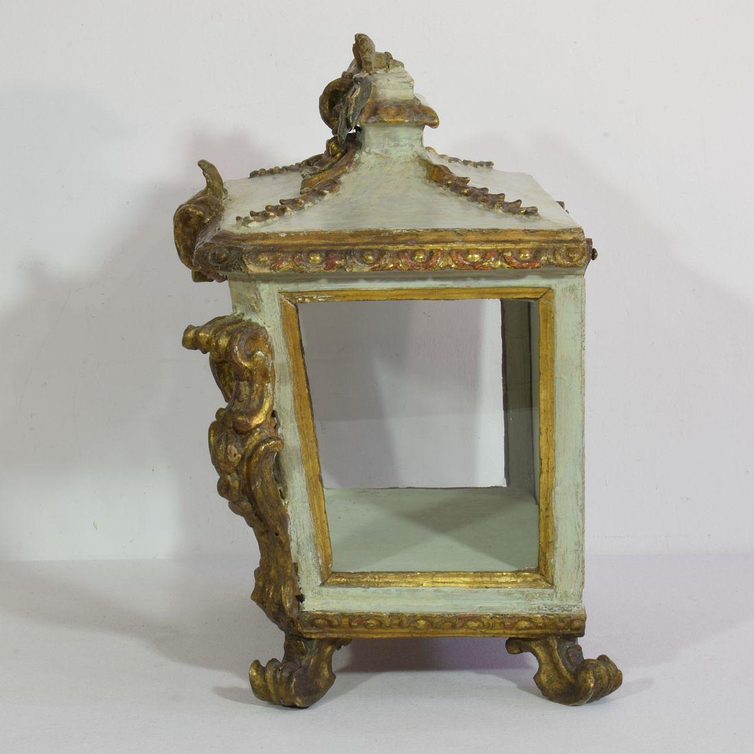 Italian 18th Century Baroque Carved Wooden Reliquary Shrine 2