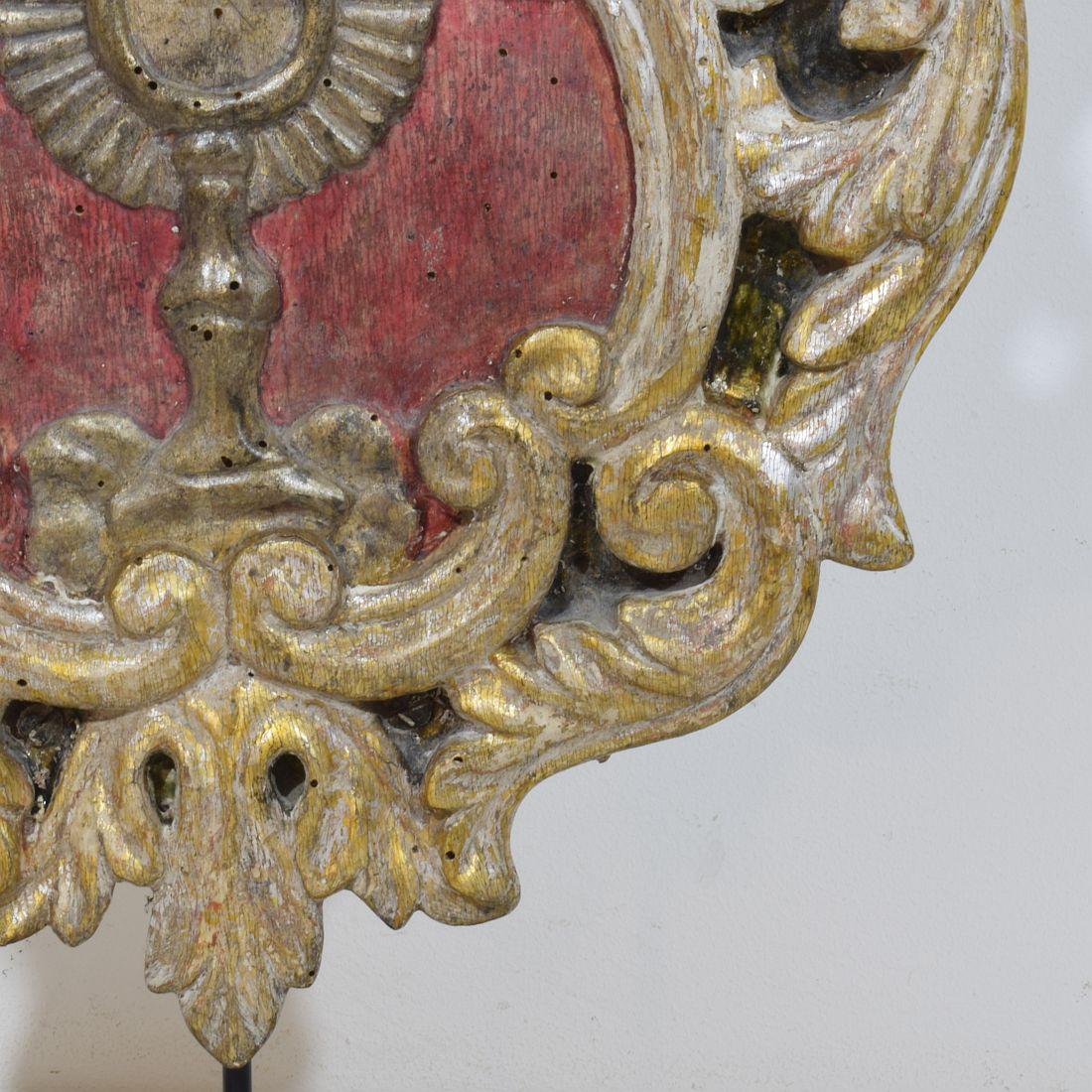 Panel / Escudo de Armas Barroco Italiano del Siglo XVIII en Madera Tallada y Plateada en venta 11