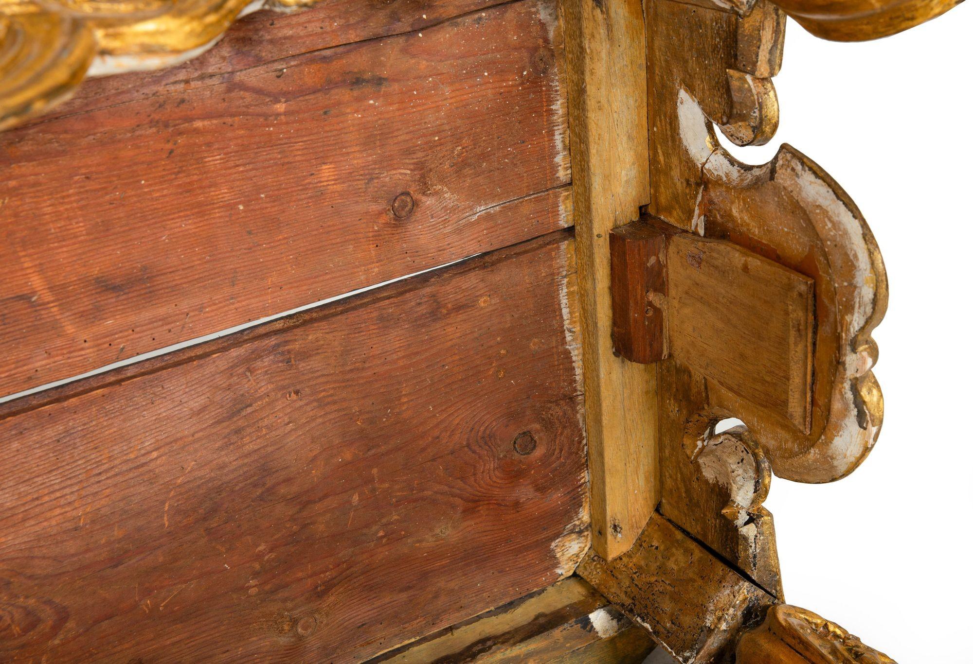 Italian 18th Century Baroque Giltwood Marble Top Console Table For Sale 14