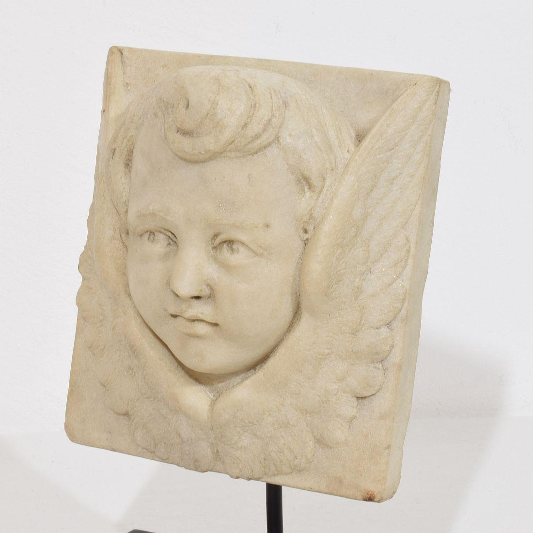 Italian 18th Century Baroque Hand Carved Marble Angel Head Panel For Sale 5