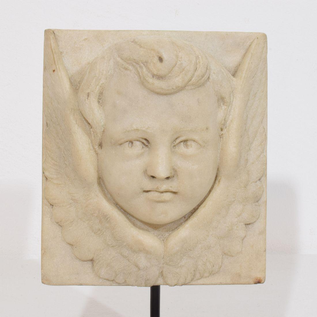 Italian 18th Century Baroque Hand Carved Marble Angel Head Panel For Sale 4