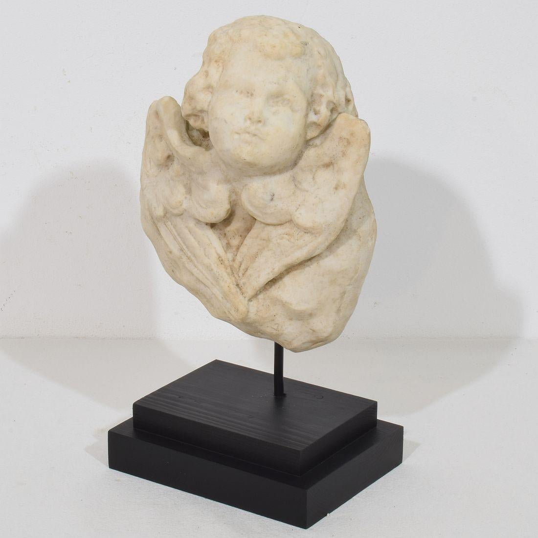 Hand-Carved Italian 18th Century Baroque Marble Winged Angel Head For Sale