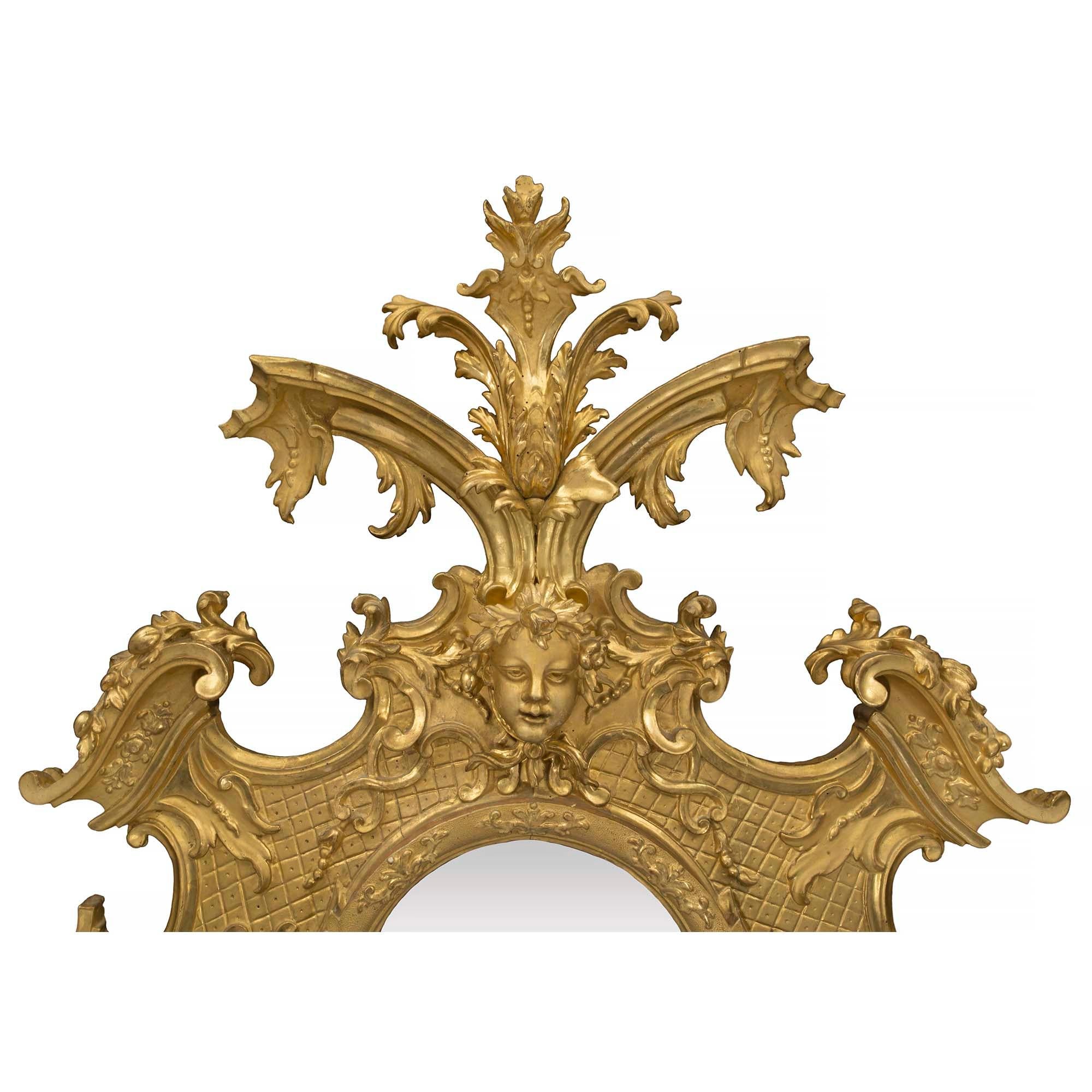18th Century and Earlier Italian 18th Century Baroque Period Giltwood Mirror For Sale