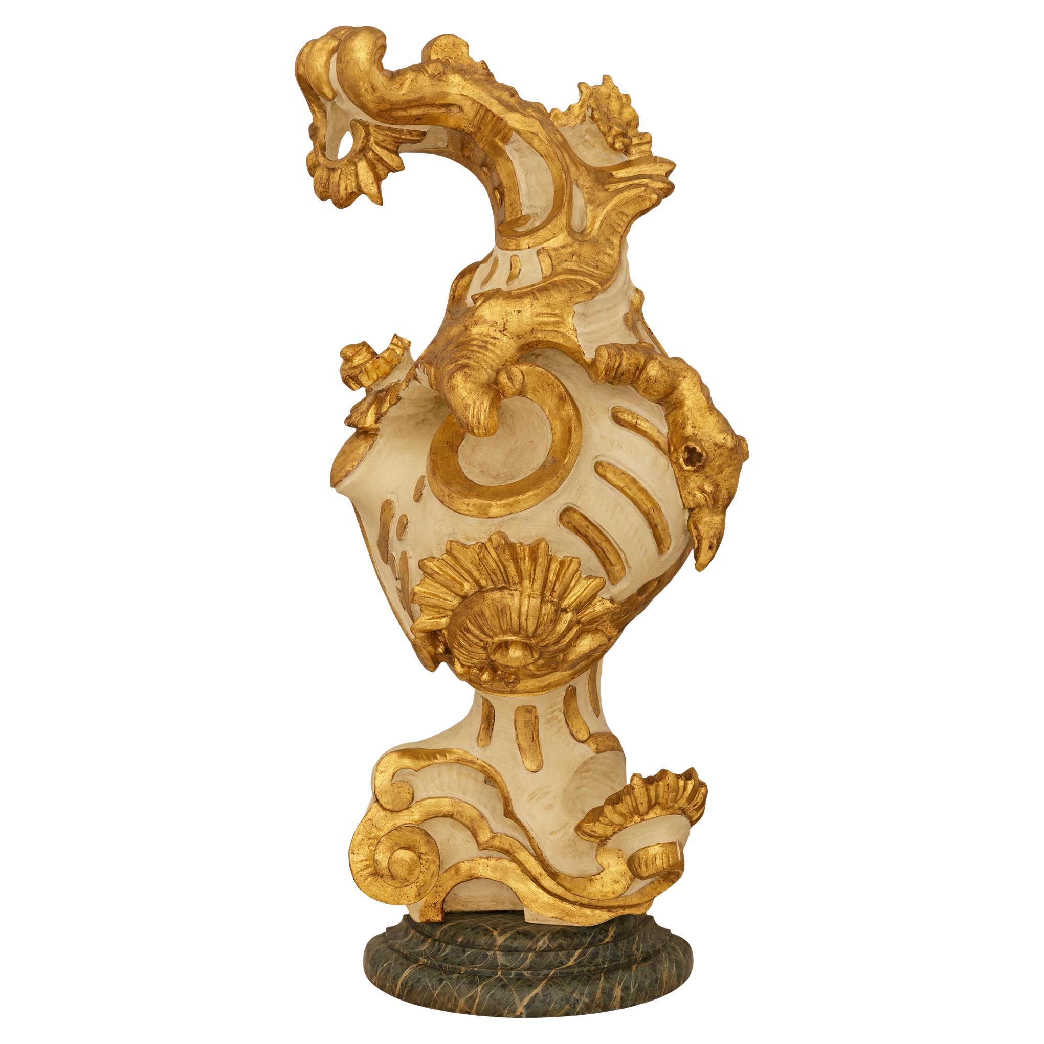Élément architectural italien du XVIIIe siècle d'époque baroque en bois et bois doré