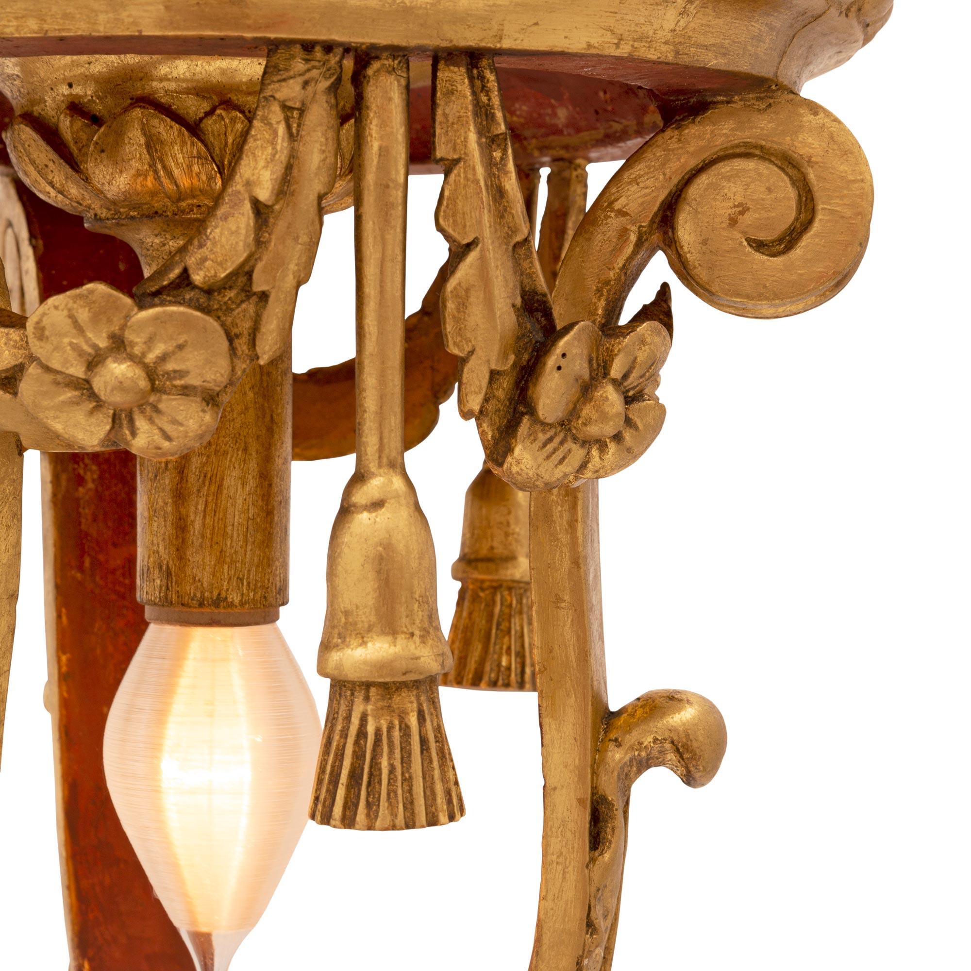 Baroque Lanterne italienne baroque du XVIIIe siècle en bois doré en vente