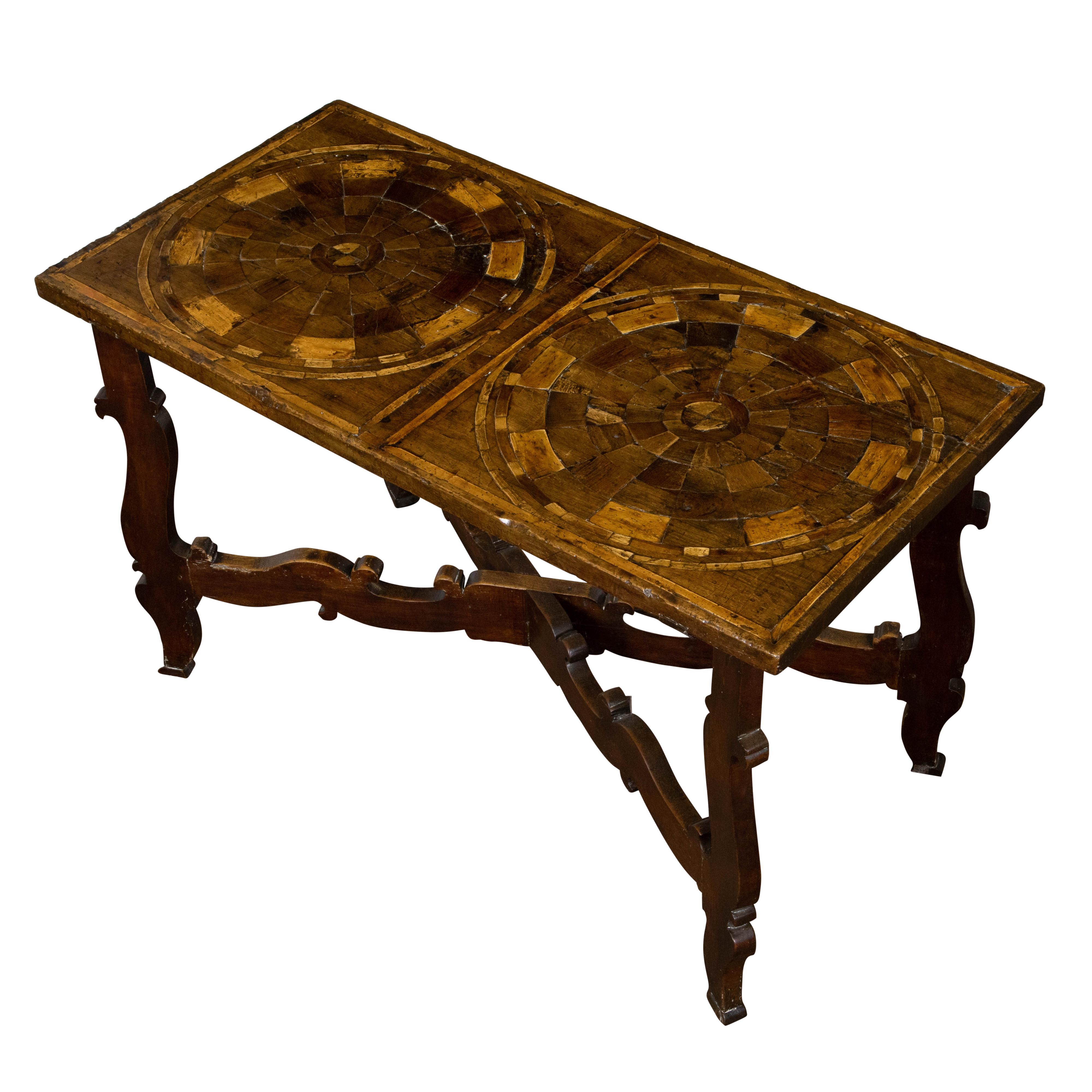 Italian 18th Century Baroque Style Carved Walnut Table with Marquetry Décor For Sale 3