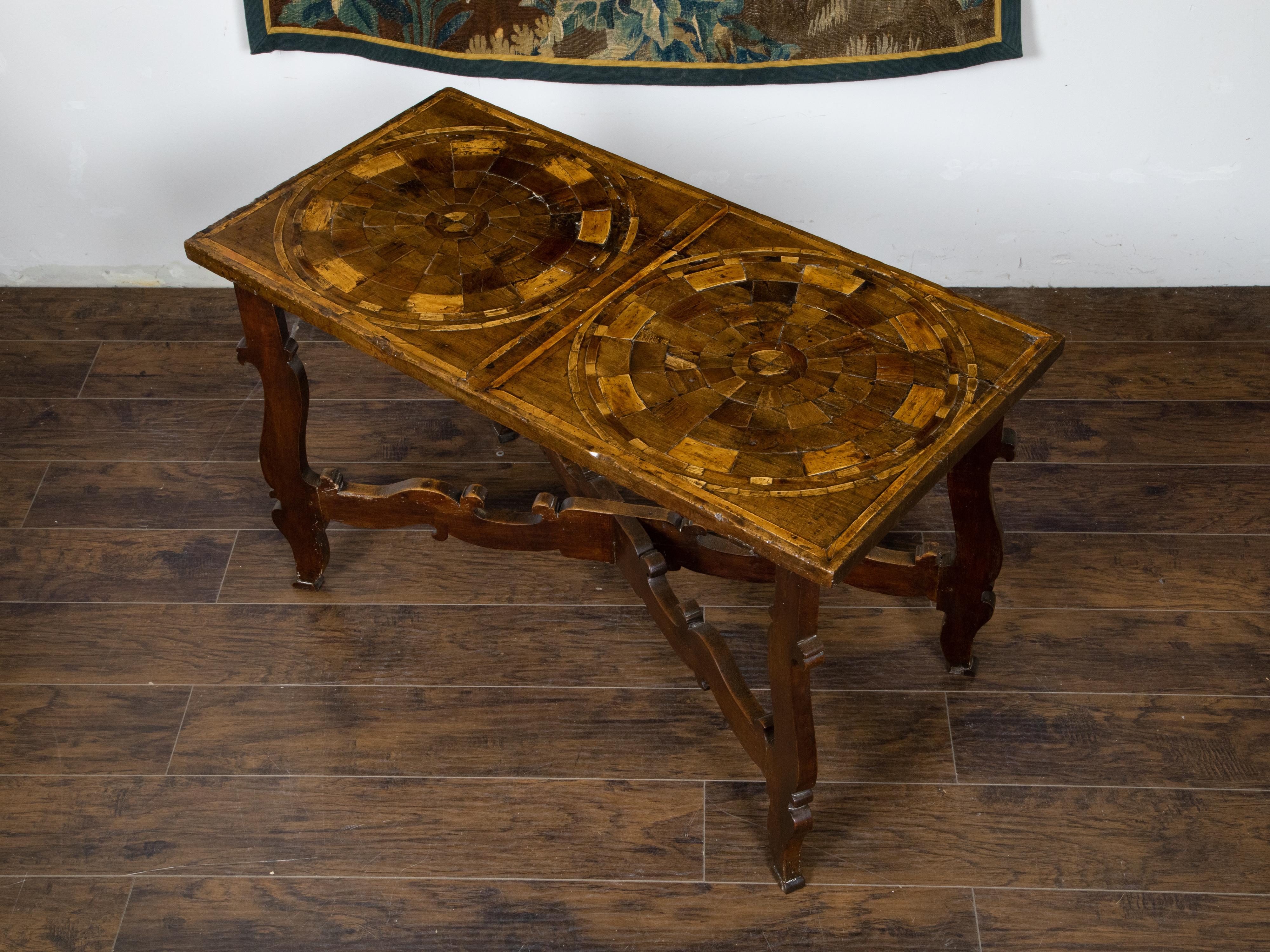 Italian 18th Century Baroque Style Carved Walnut Table with Marquetry Décor For Sale 4